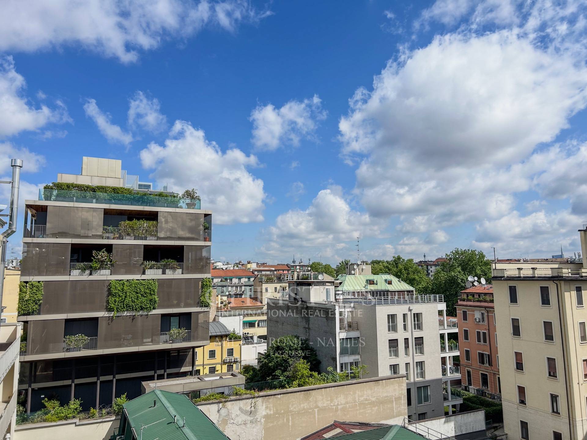 picture of Bright Three-bedroom Apartment On The Top Floor - Bergognone Area