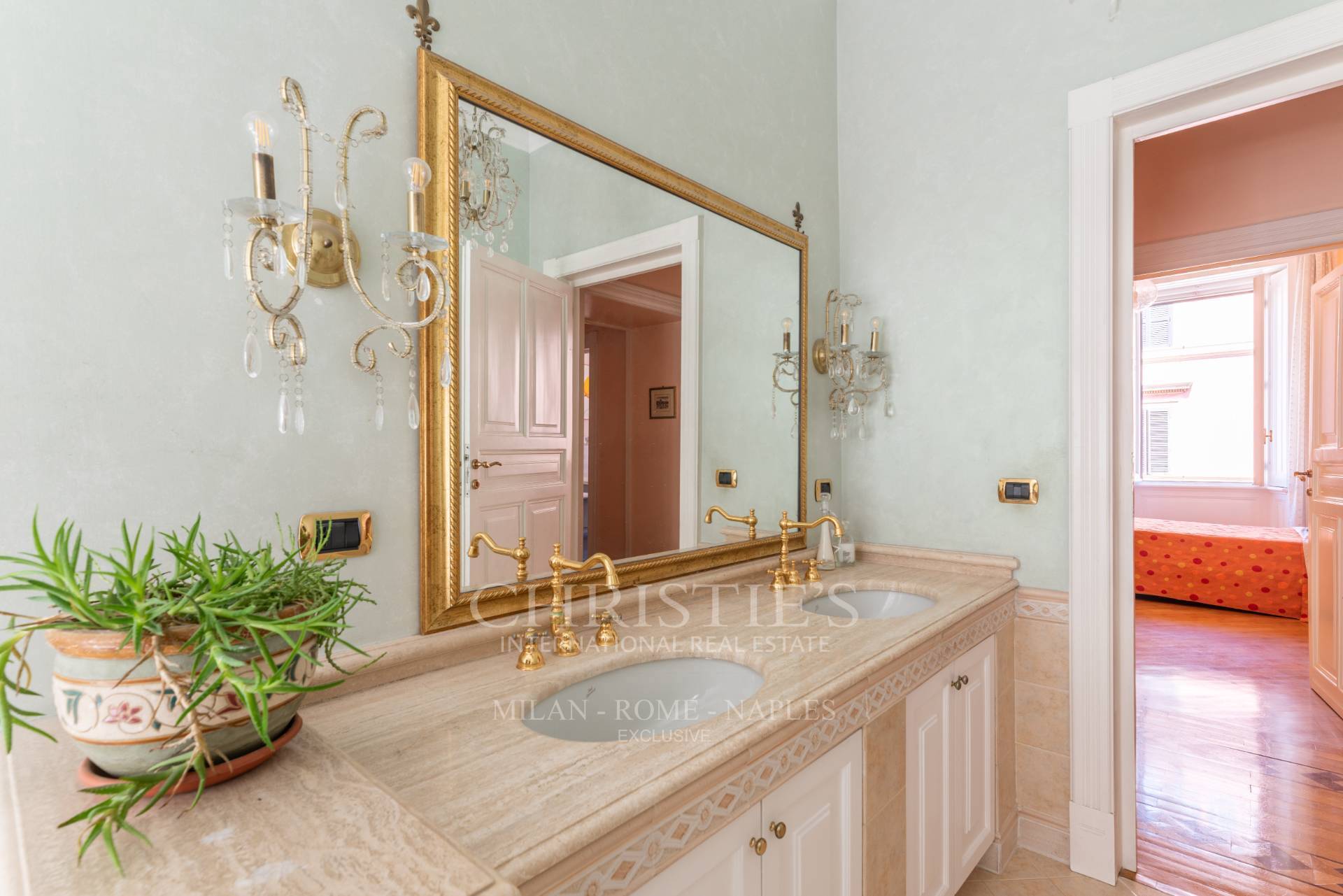 picture of Prestigious Apartment In The Heart Of The Salario District