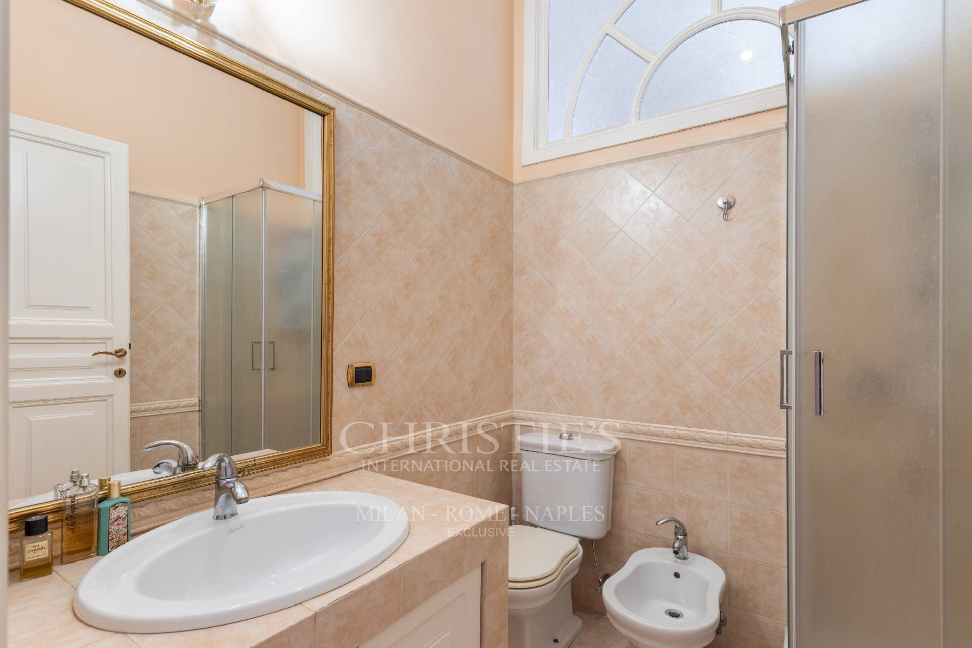 picture of Prestigious Apartment In The Heart Of The Salario District