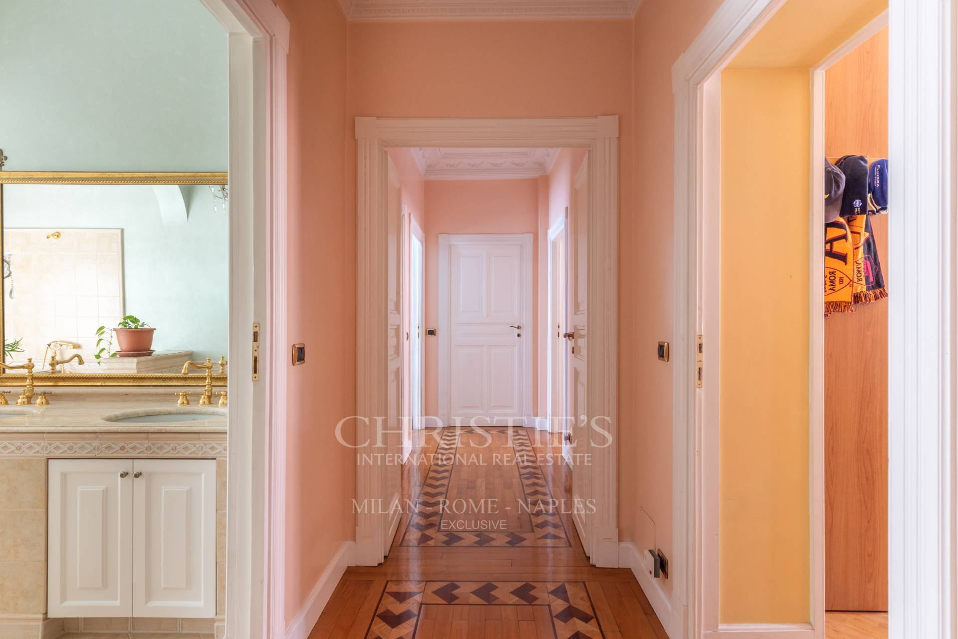 picture of Prestigious Apartment In The Heart Of The Salario District