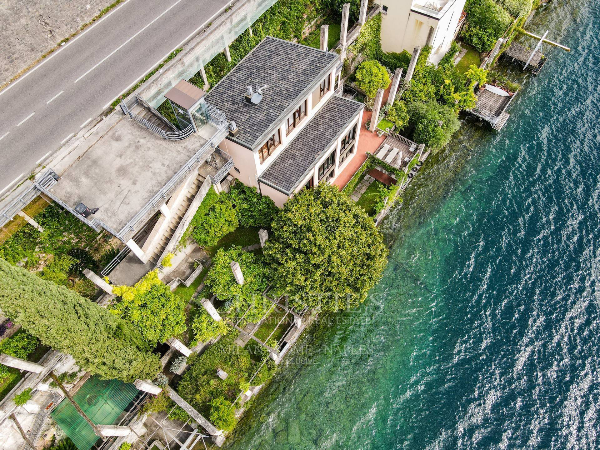 picture of Villa Overlooking The Lake