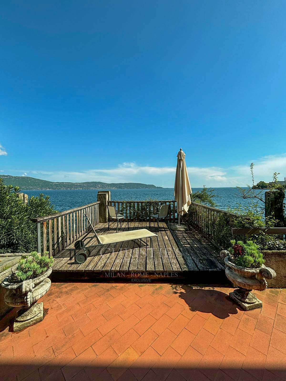 picture of Villa Overlooking The Lake