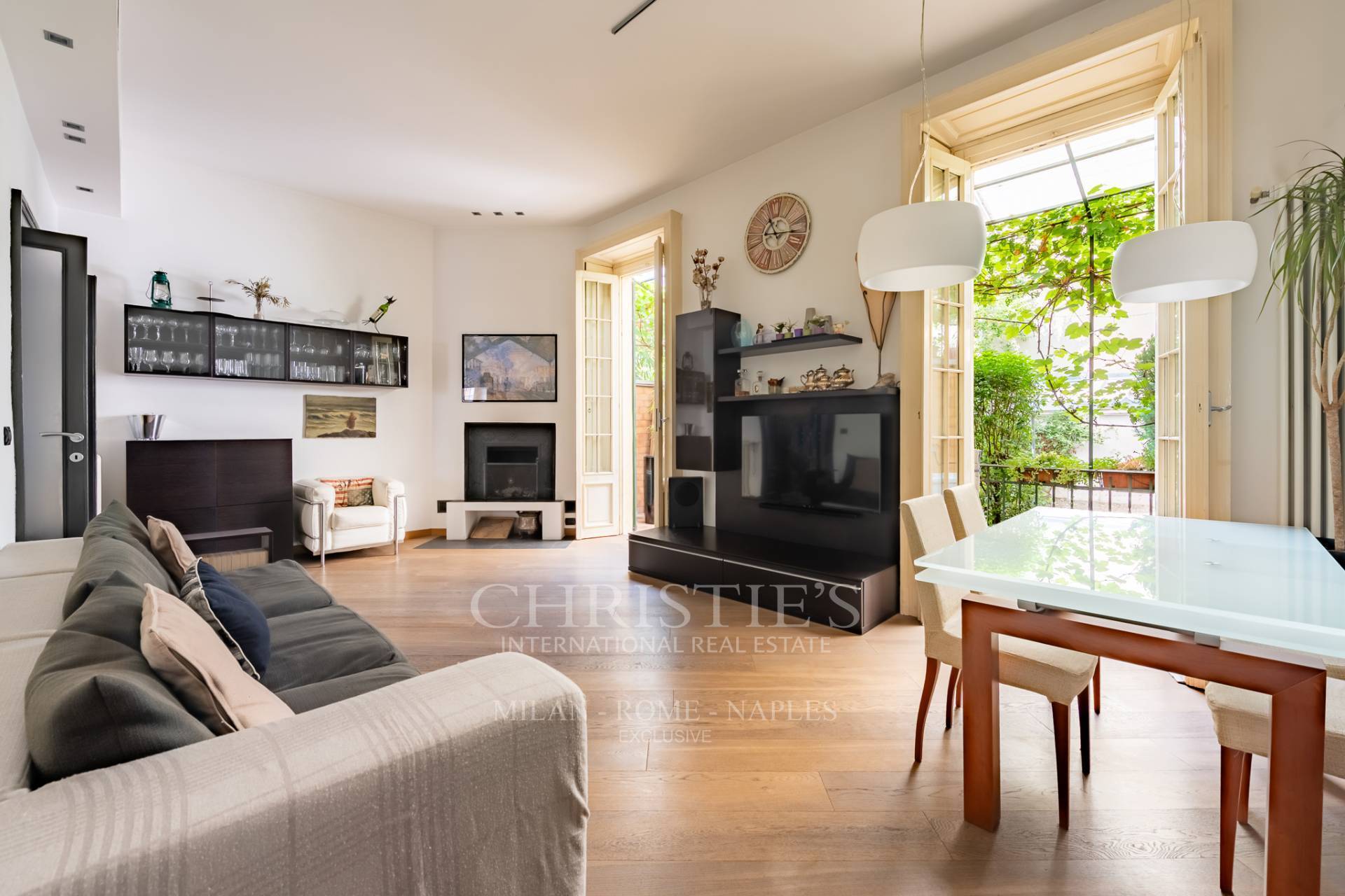 picture of Exclusive Villa With Garden And Private Parking