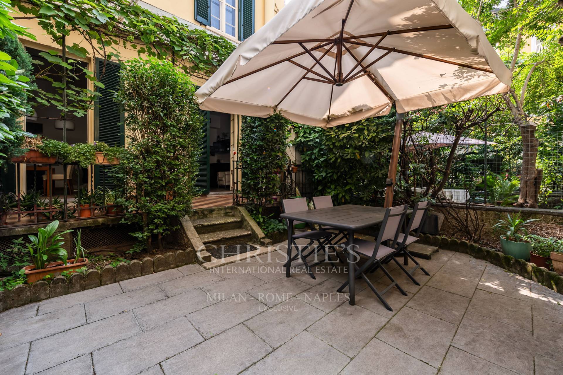 picture of Exclusive Villa With Garden And Private Parking