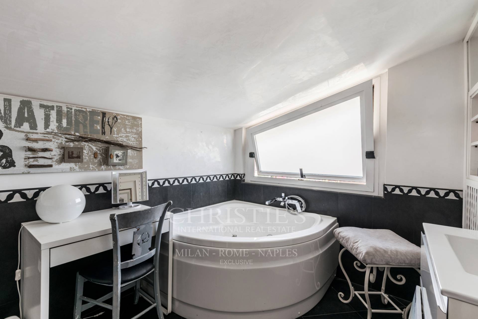 picture of Penthouse For Sale