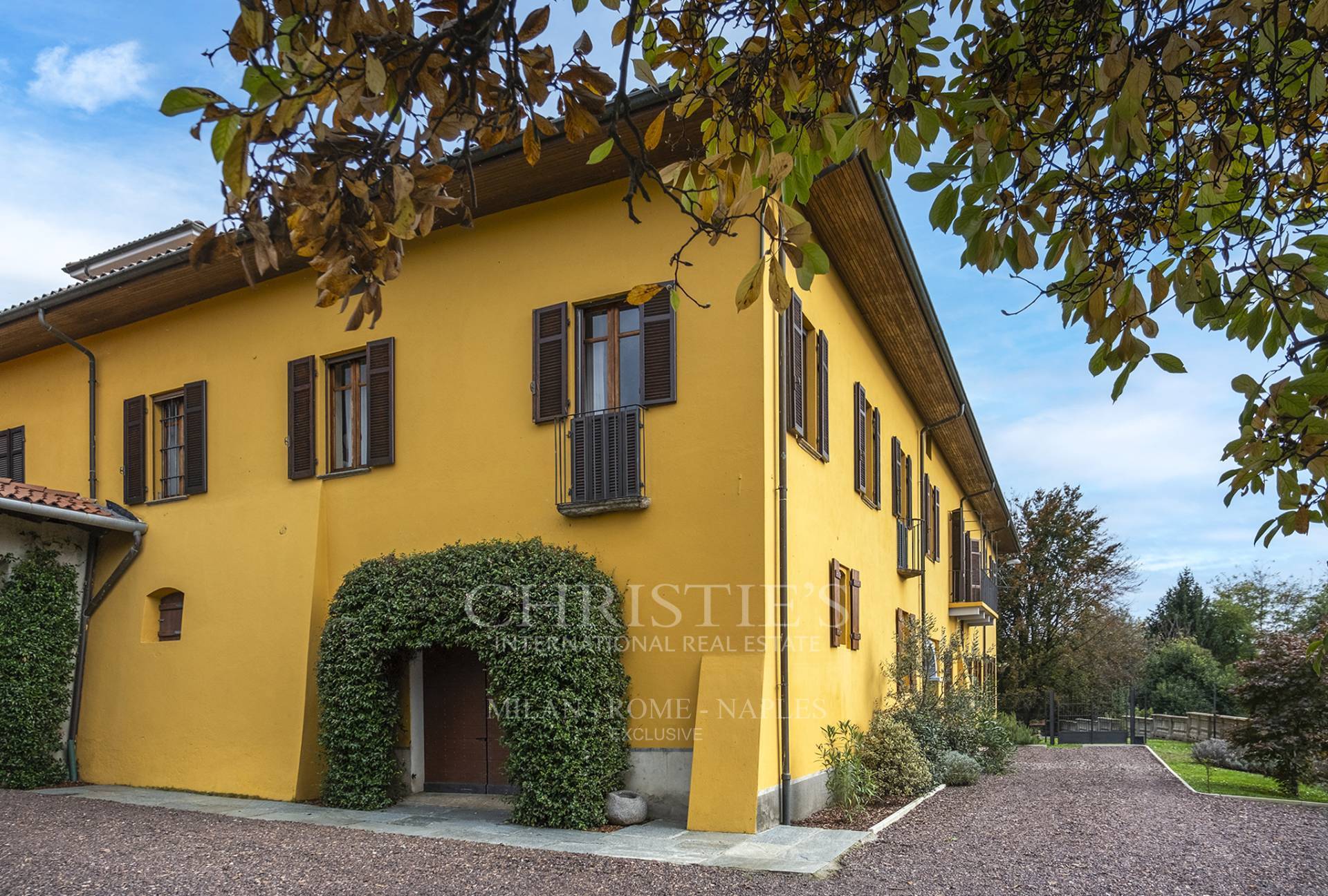 picture of Estate With Extensive Grounds And Spectacular Views Of The Piedmont Alps