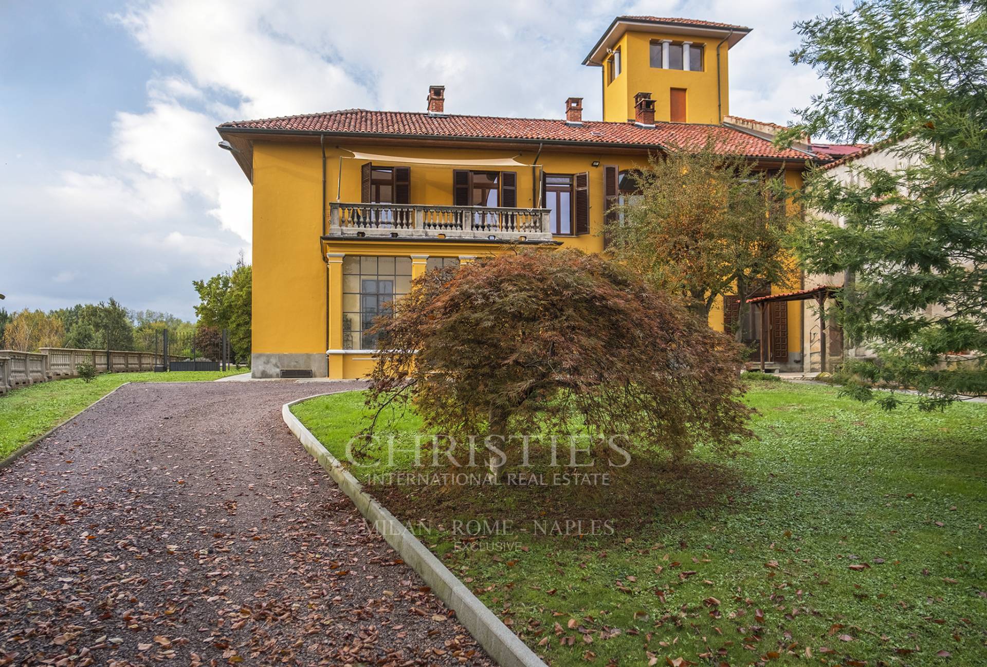 picture of Estate With Extensive Grounds And Spectacular Views Of The Piedmont Alps