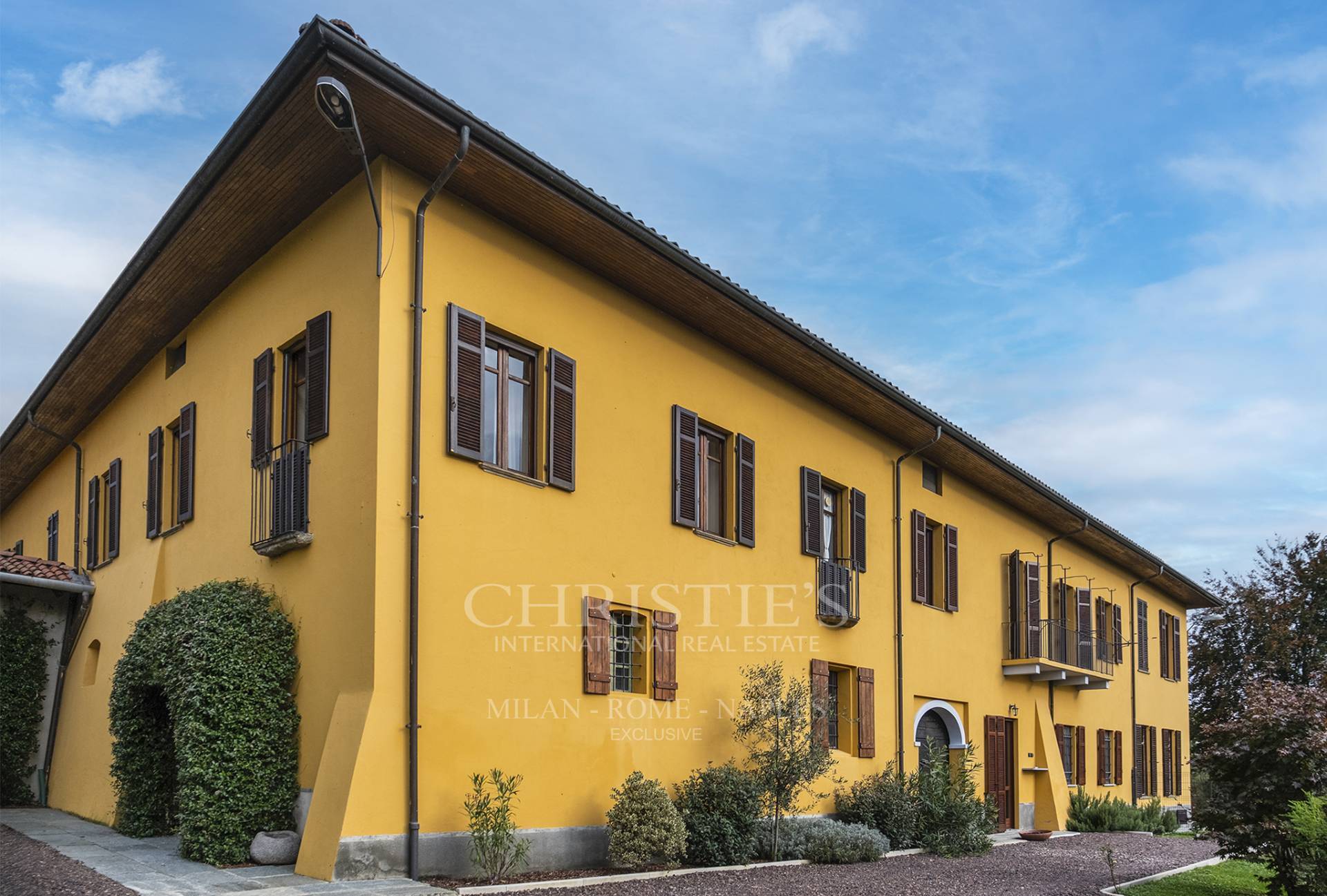picture of Estate With Extensive Grounds And Spectacular Views Of The Piedmont Alps
