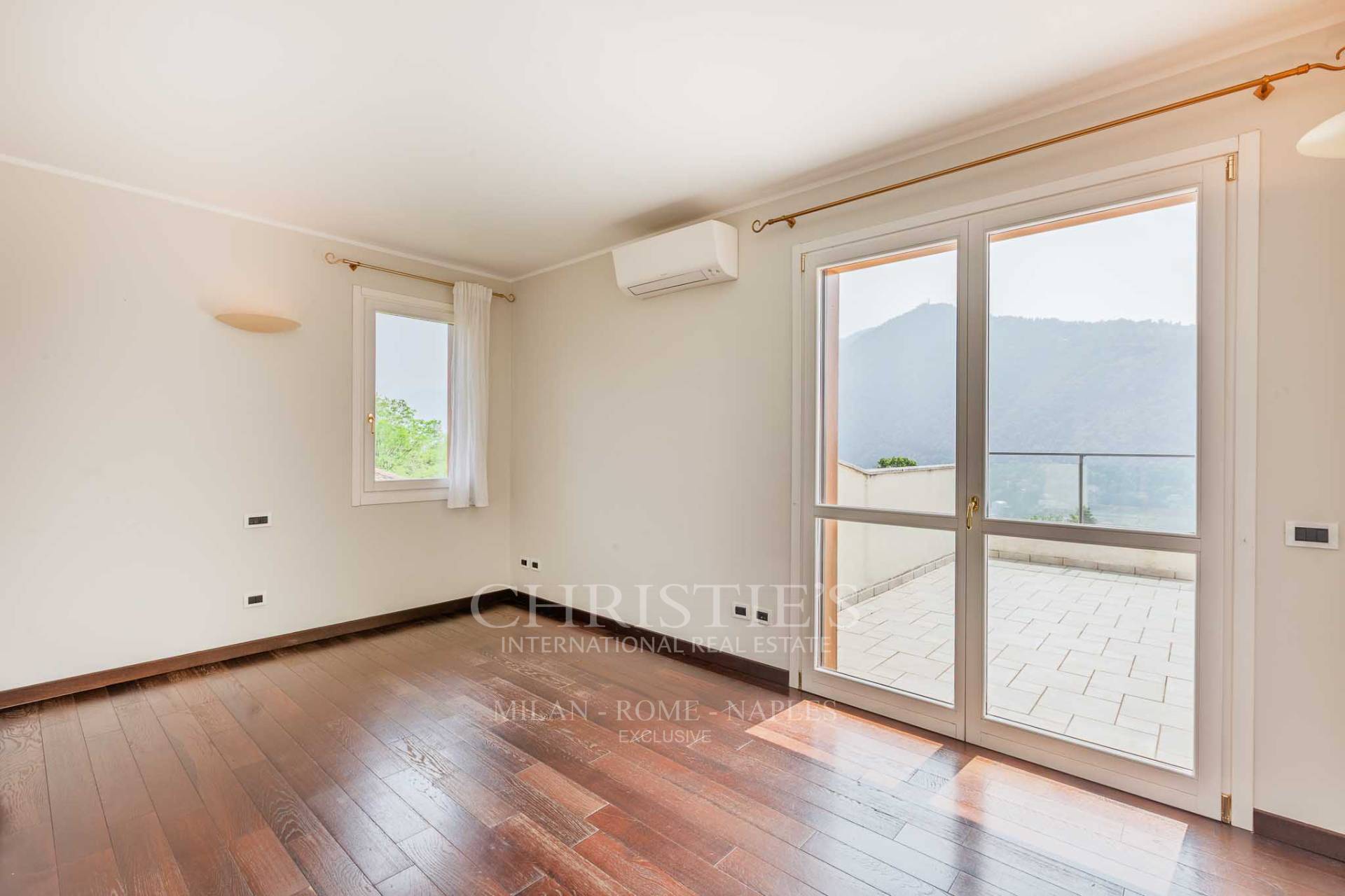 picture of Charming Villa With Lake View Between Como And Cernobbio