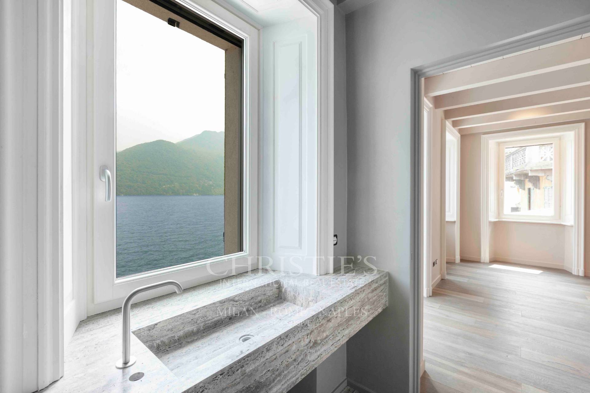 picture of Luxurious Villa On Lake Como With Infinity Pool And Private Dock