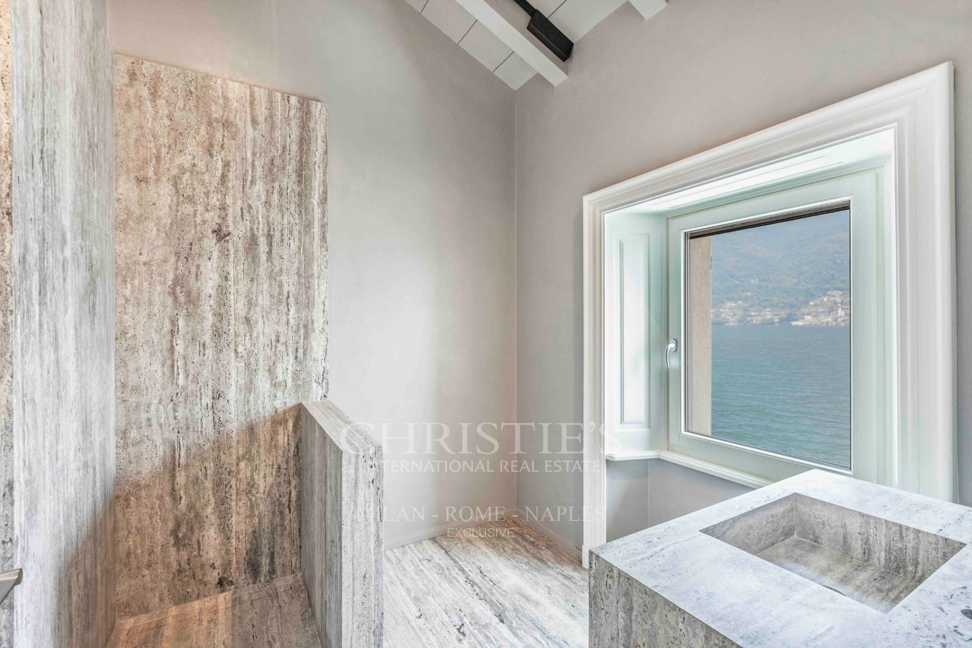 picture of Luxurious Villa On Lake Como With Infinity Pool And Private Dock