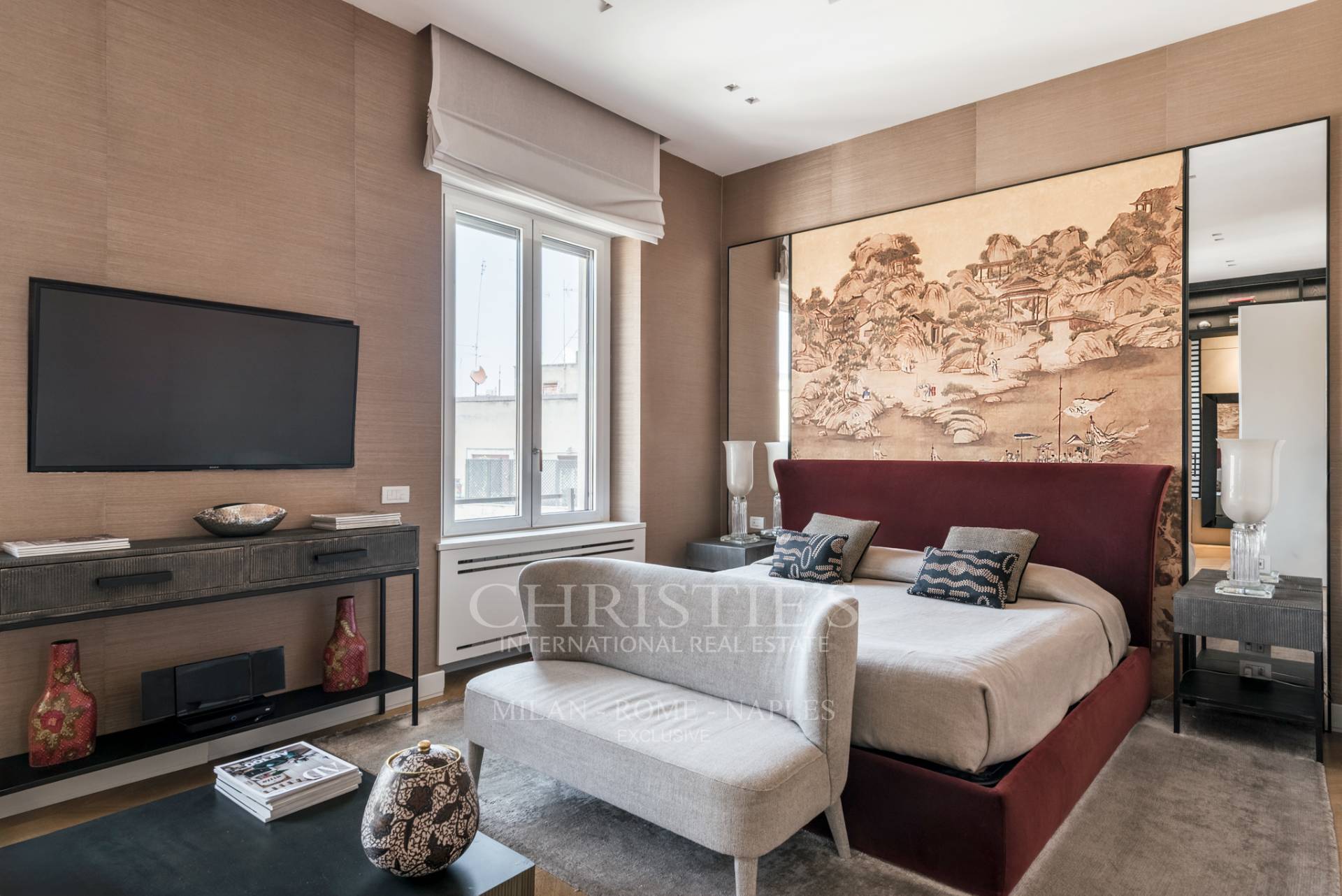 picture of Elegant Apartment In Parioli