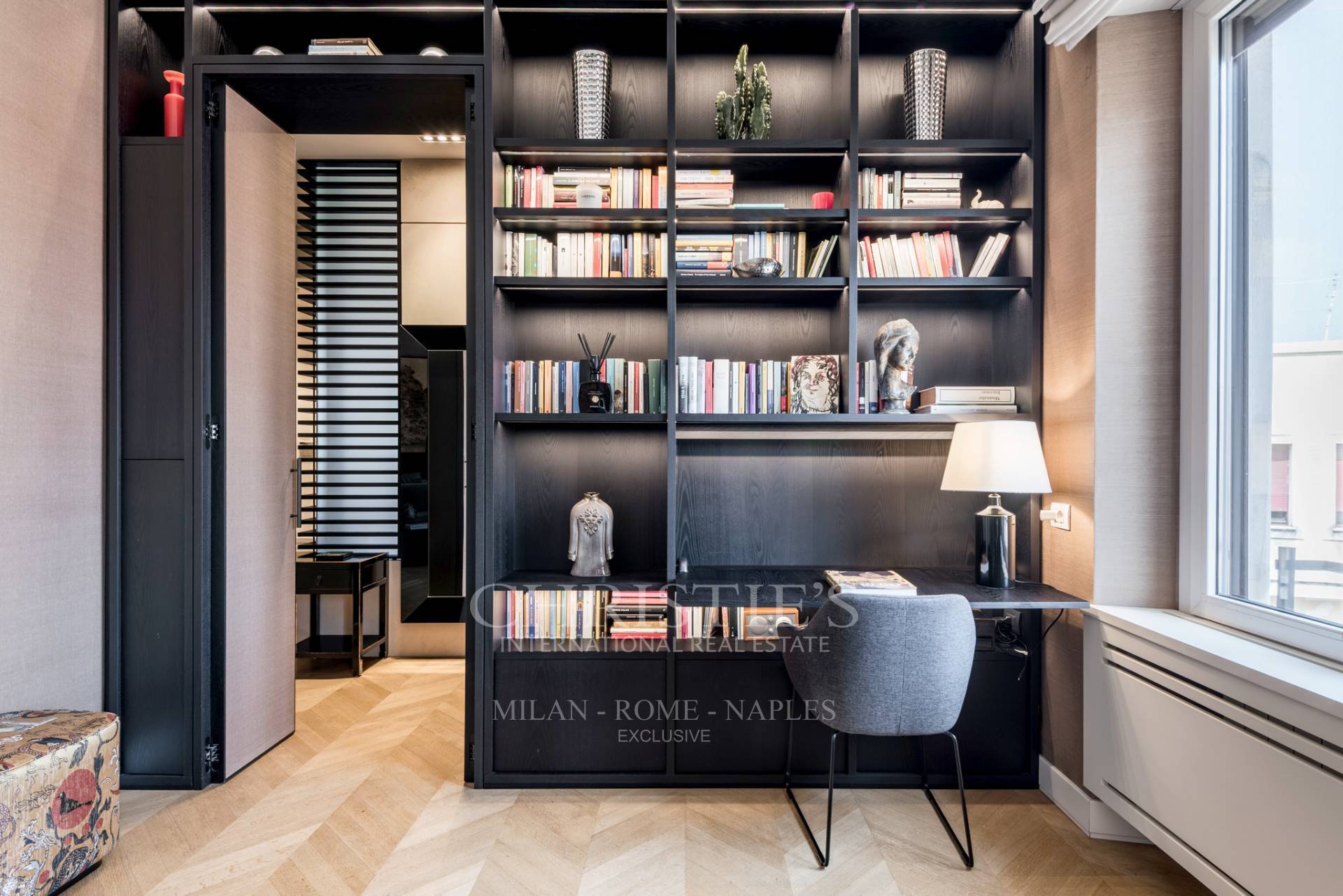 picture of Elegant Apartment In Parioli