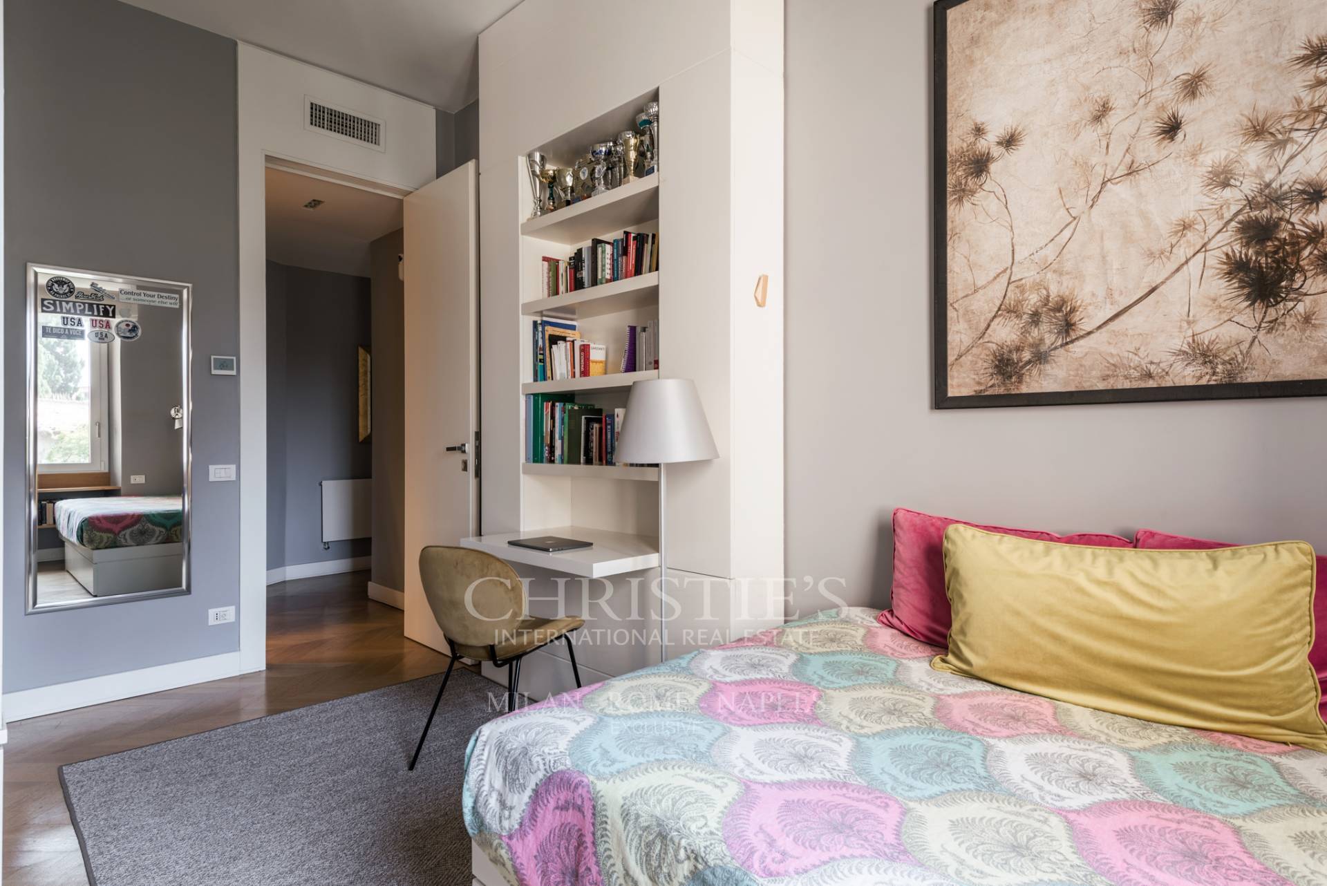 picture of Elegant Apartment In Parioli