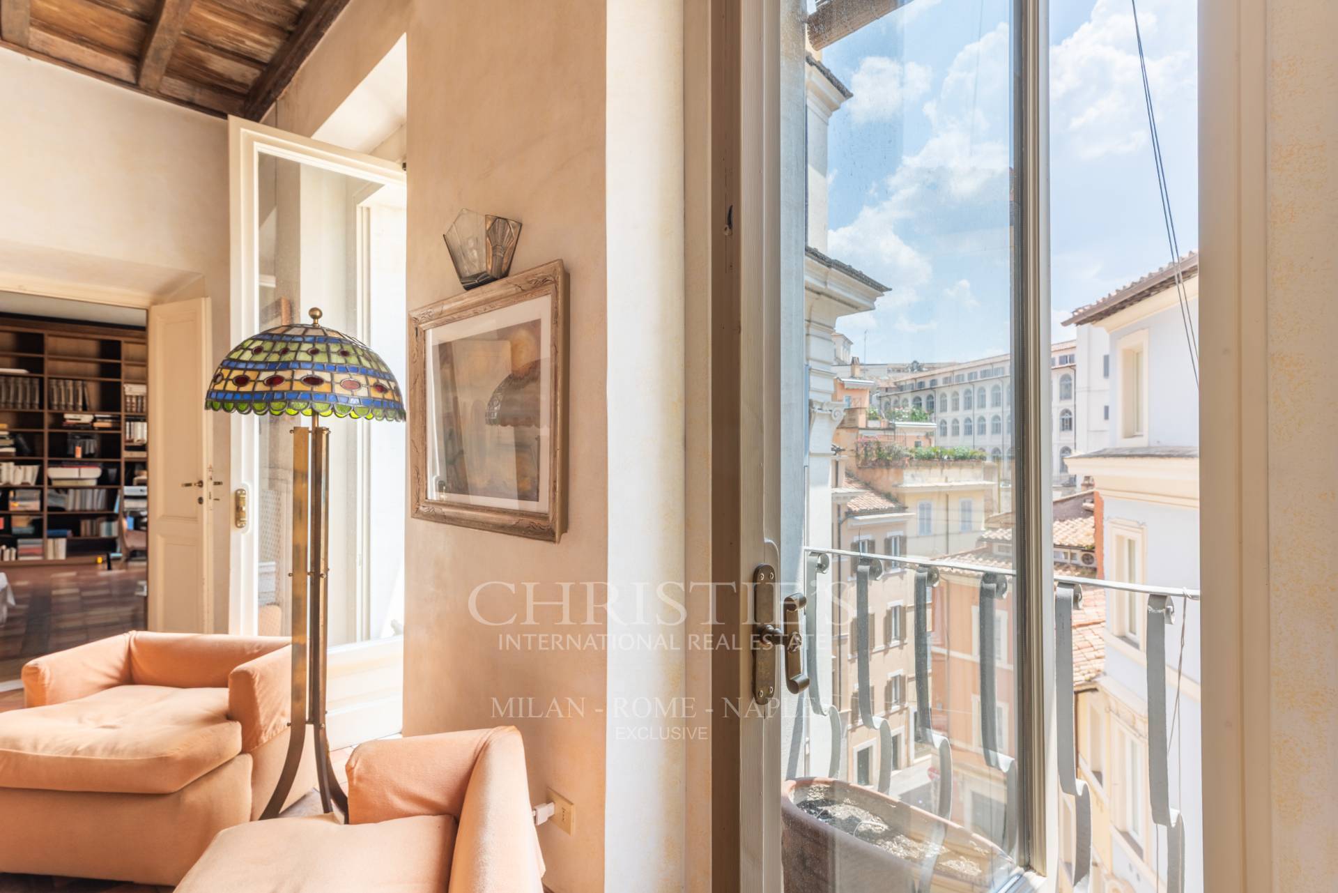 picture of Prestigious Apartment In Piazza Scanderbeg - Trevi