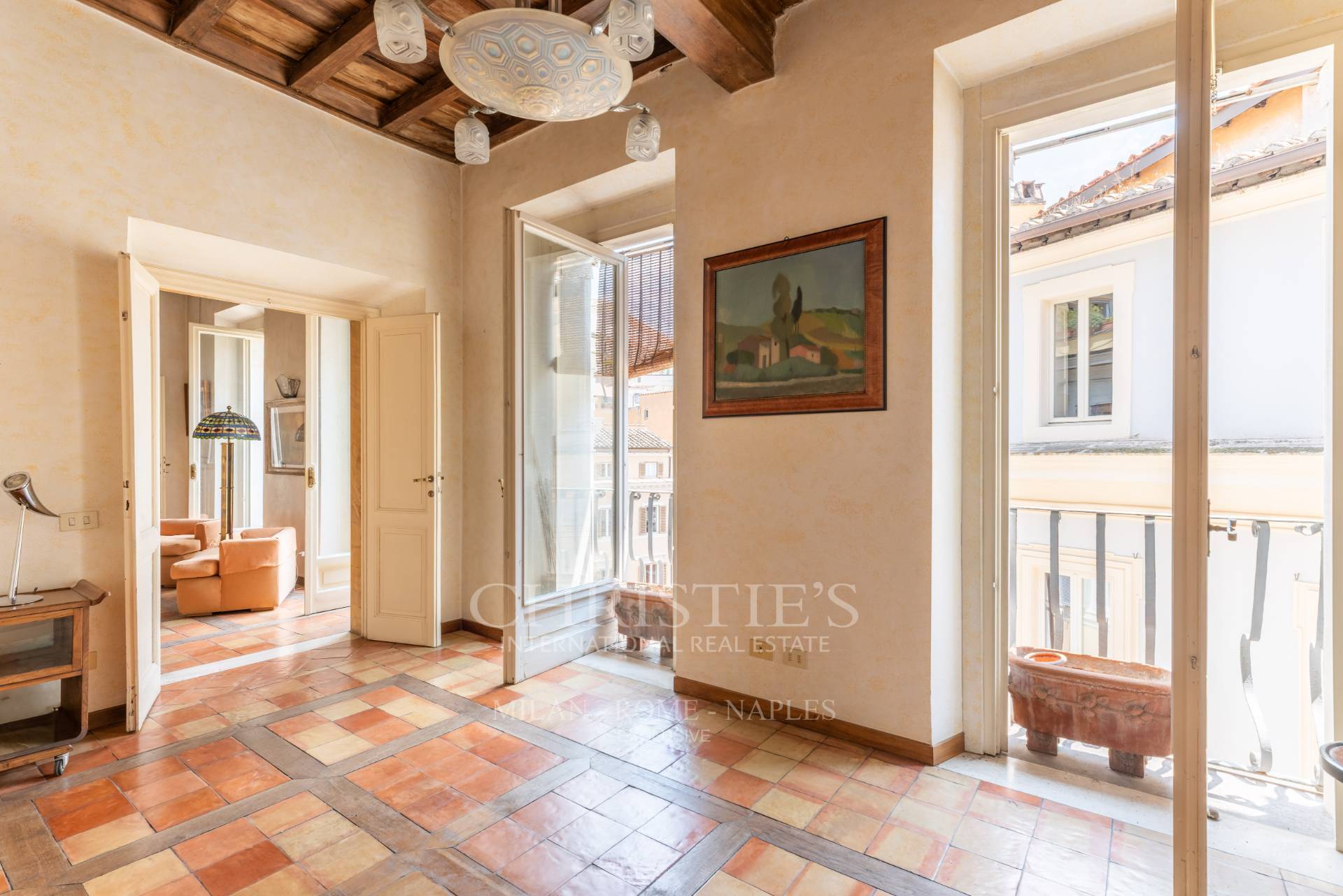 picture of Prestigious Apartment In Piazza Scanderbeg - Trevi