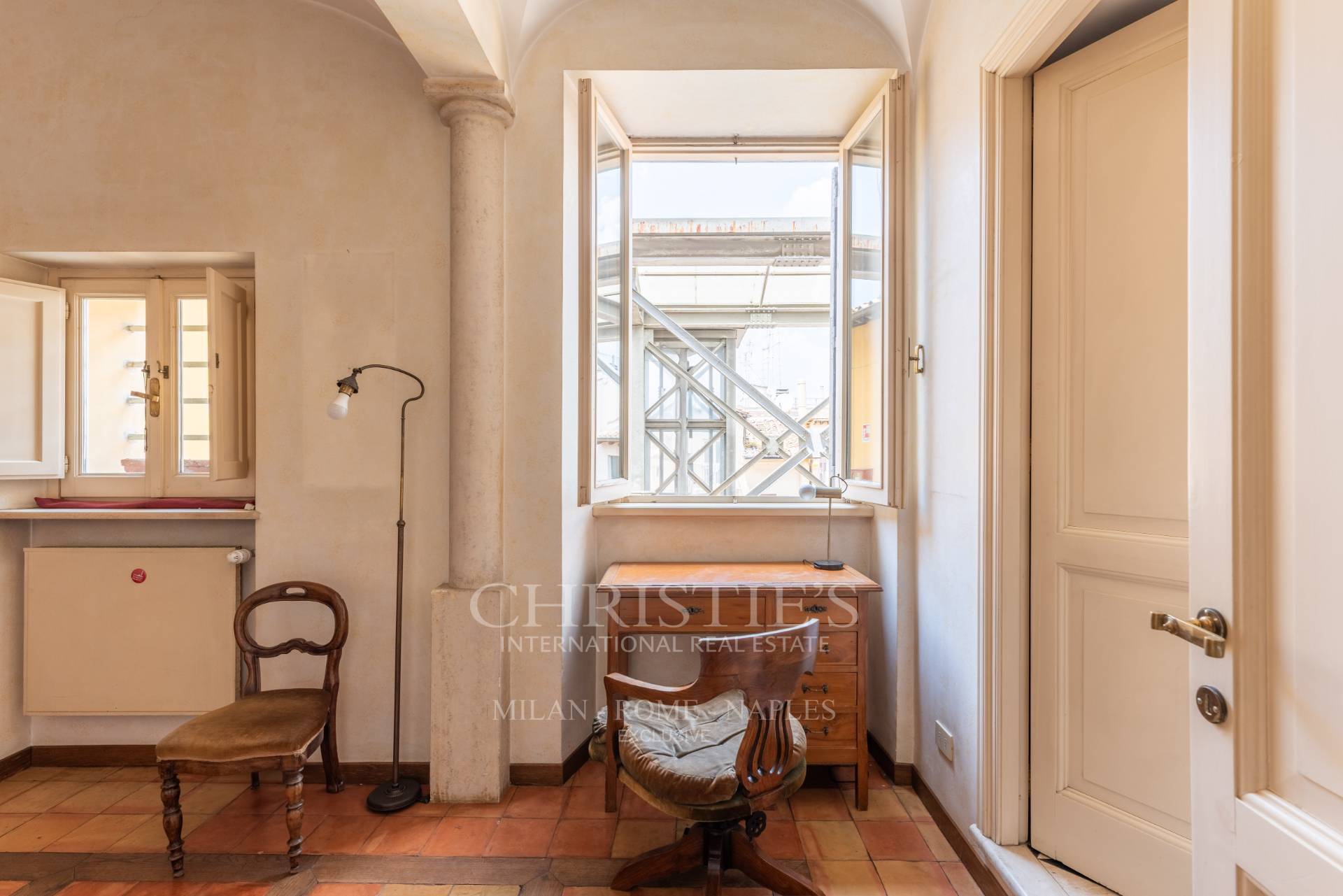 picture of Prestigious Apartment In Piazza Scanderbeg - Trevi