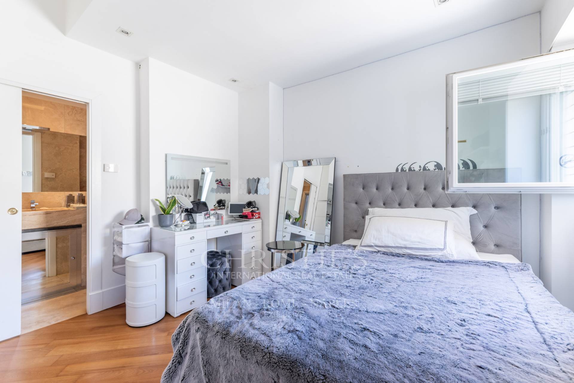 picture of Penthouse Via Filippo Civinini