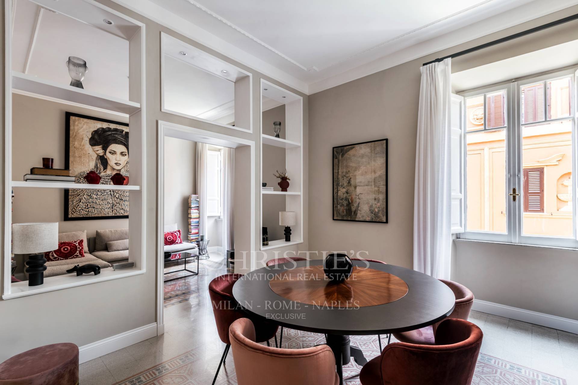 picture of Charming Apartment Surrounded By Gardens