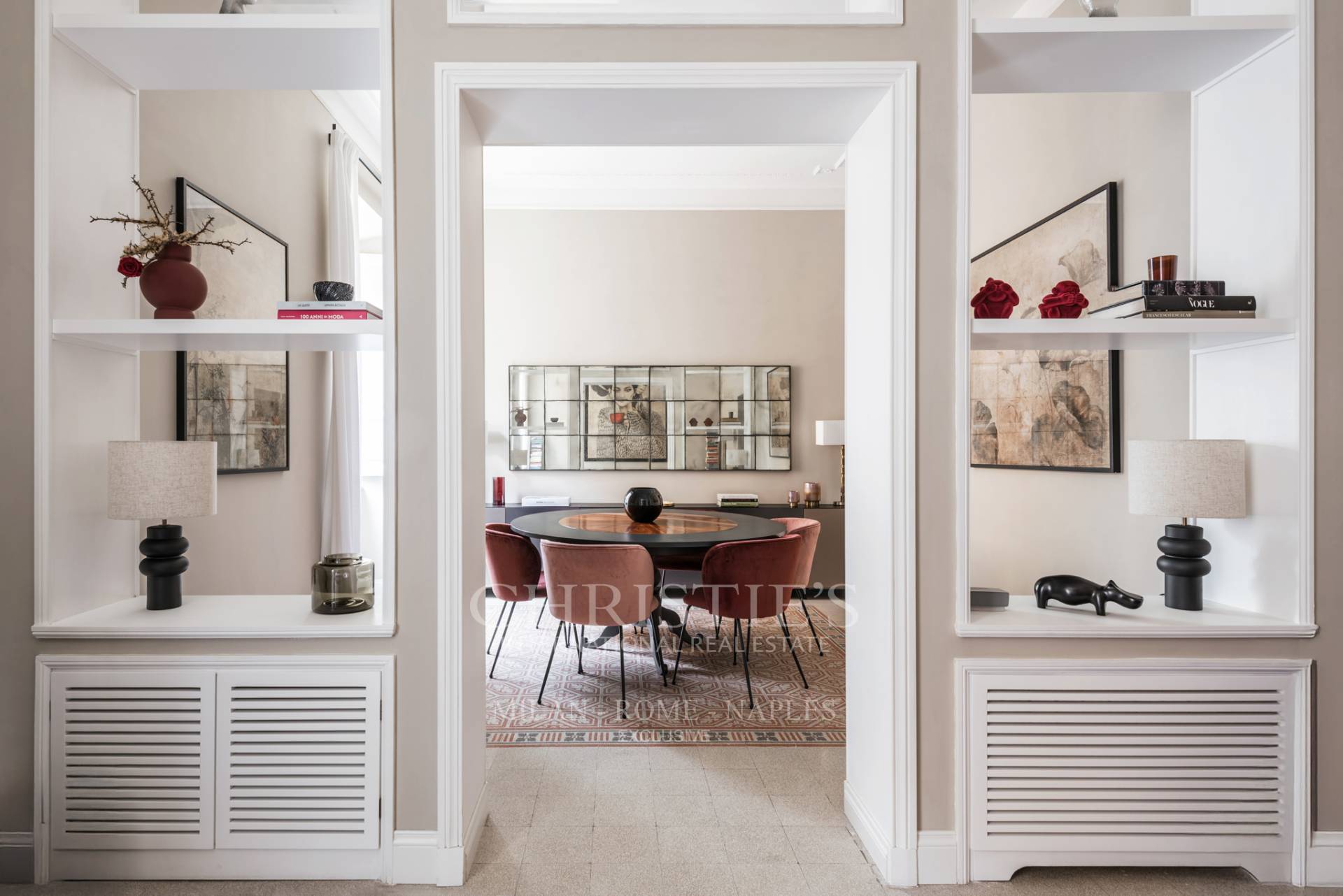 picture of Charming Apartment Surrounded By Gardens