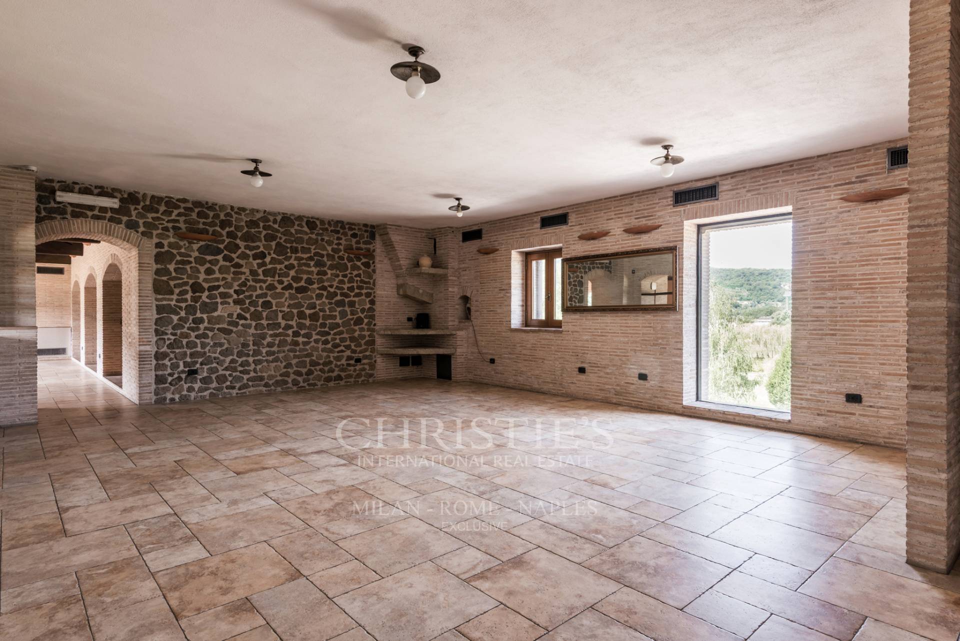 picture of Farmhouse For Sale