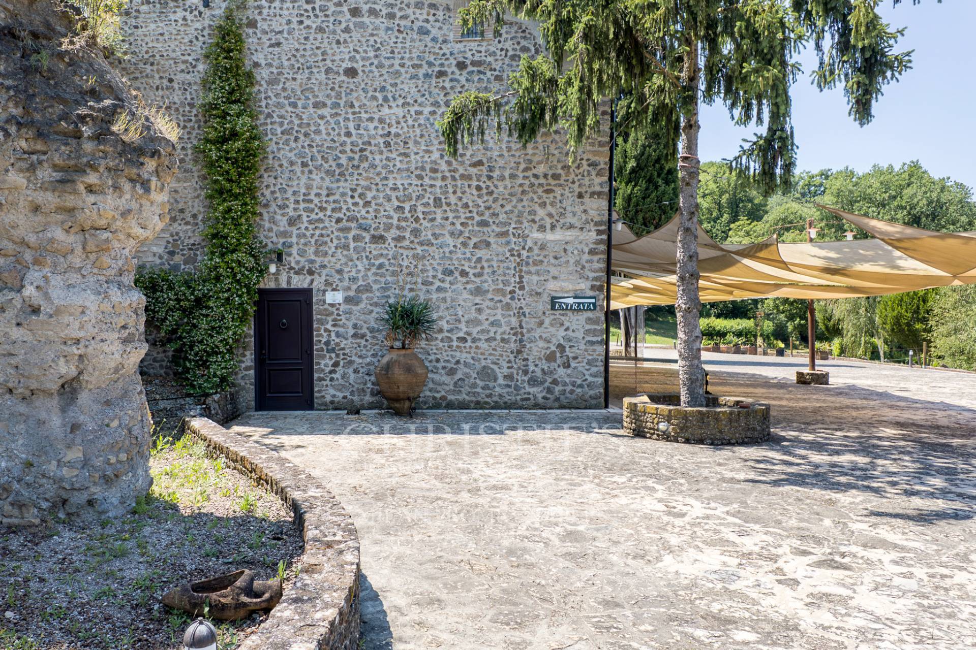 picture of Farmhouse For Sale