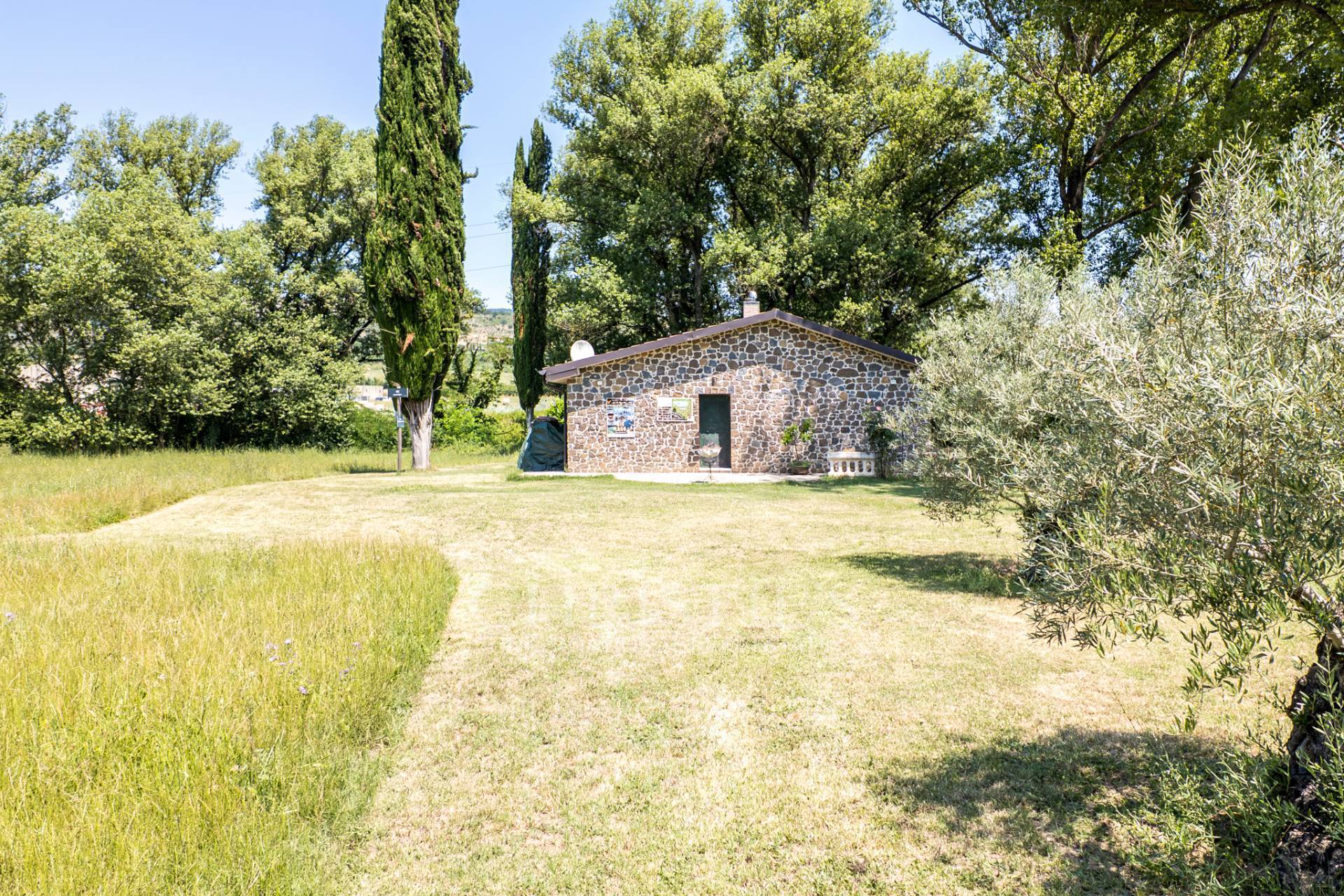 picture of Farmhouse For Sale