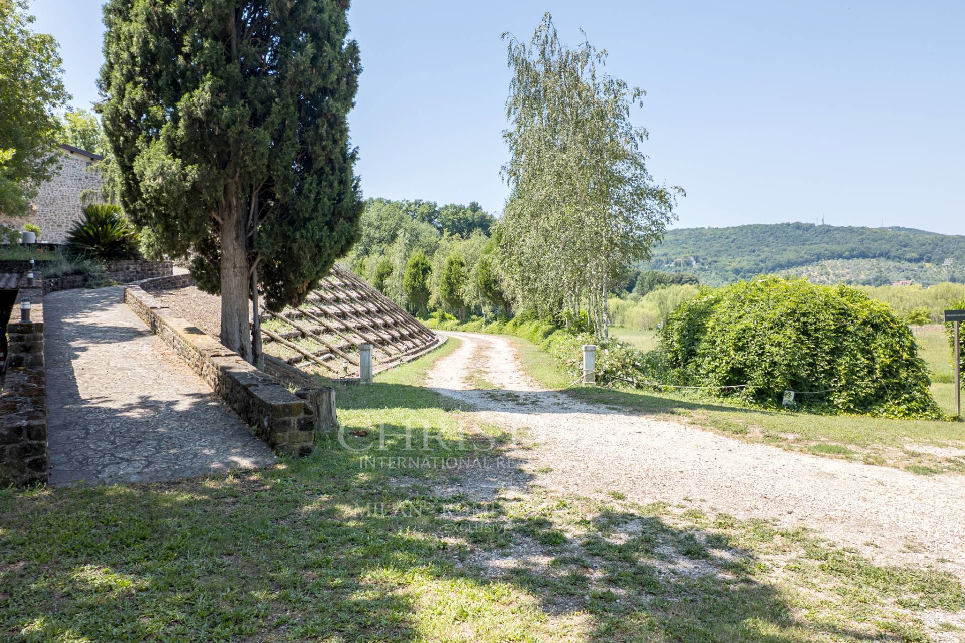 picture of Farmhouse For Sale