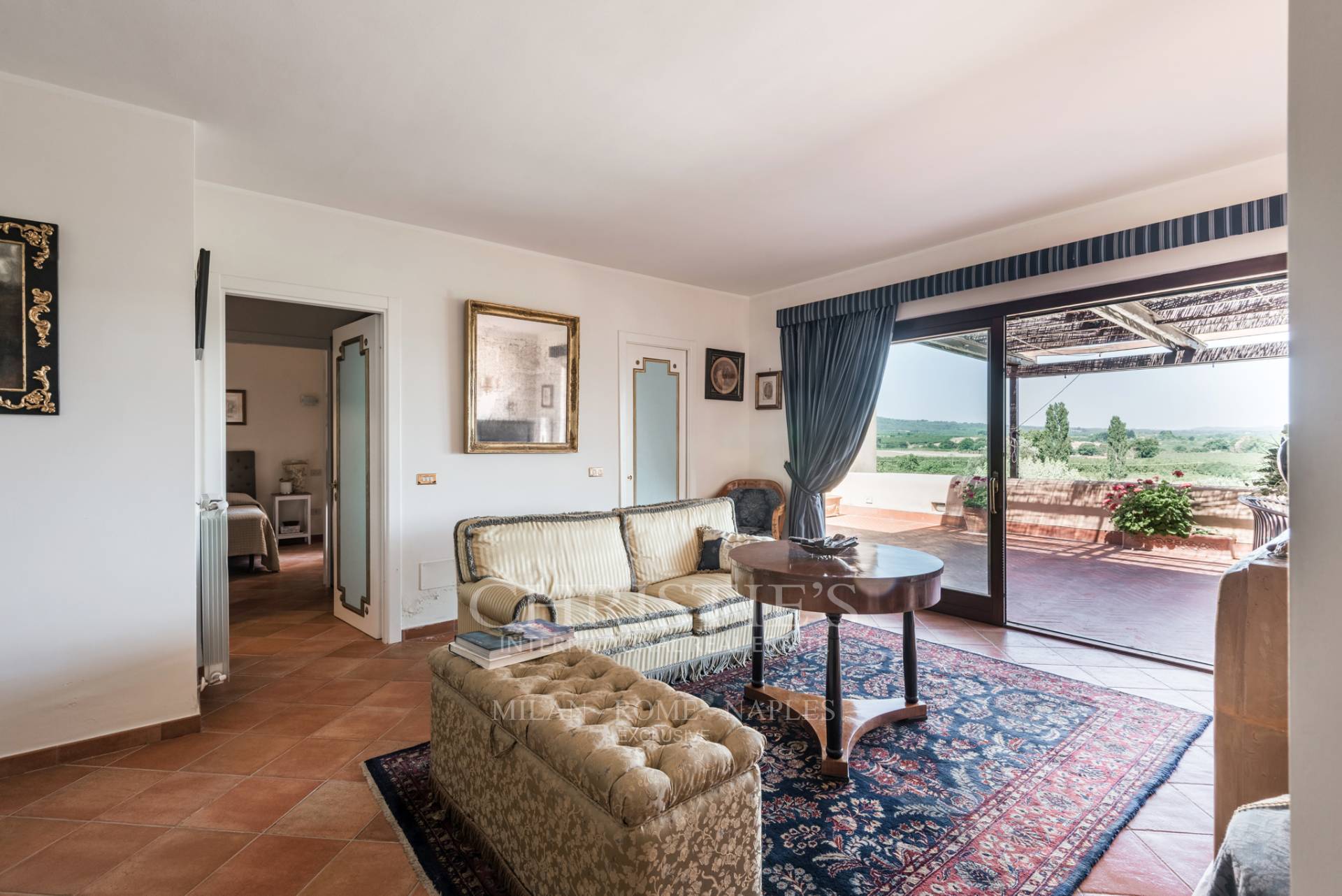 picture of Splendid Property In The The National Golf Course