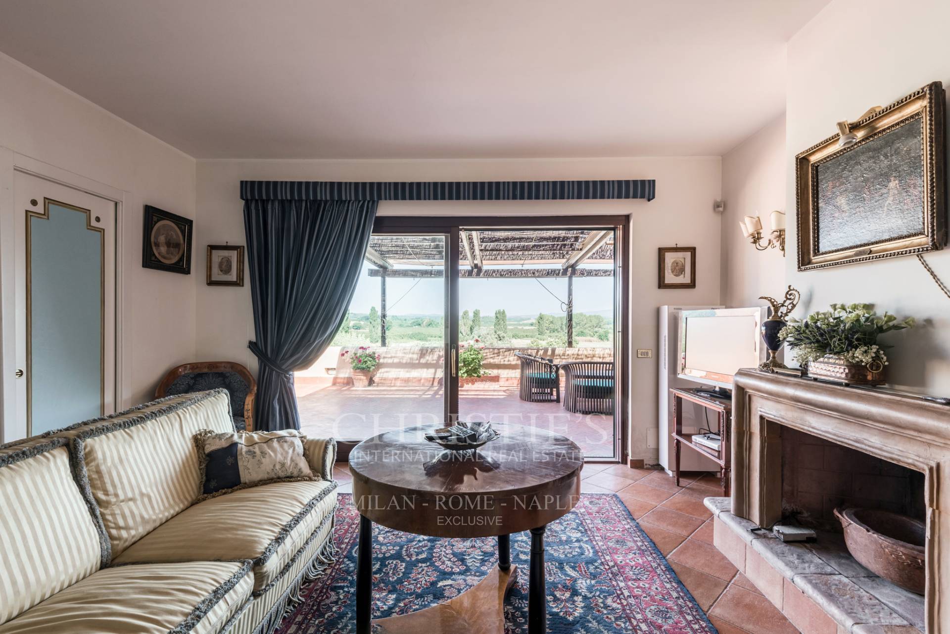 picture of Splendid Property In The The National Golf Course