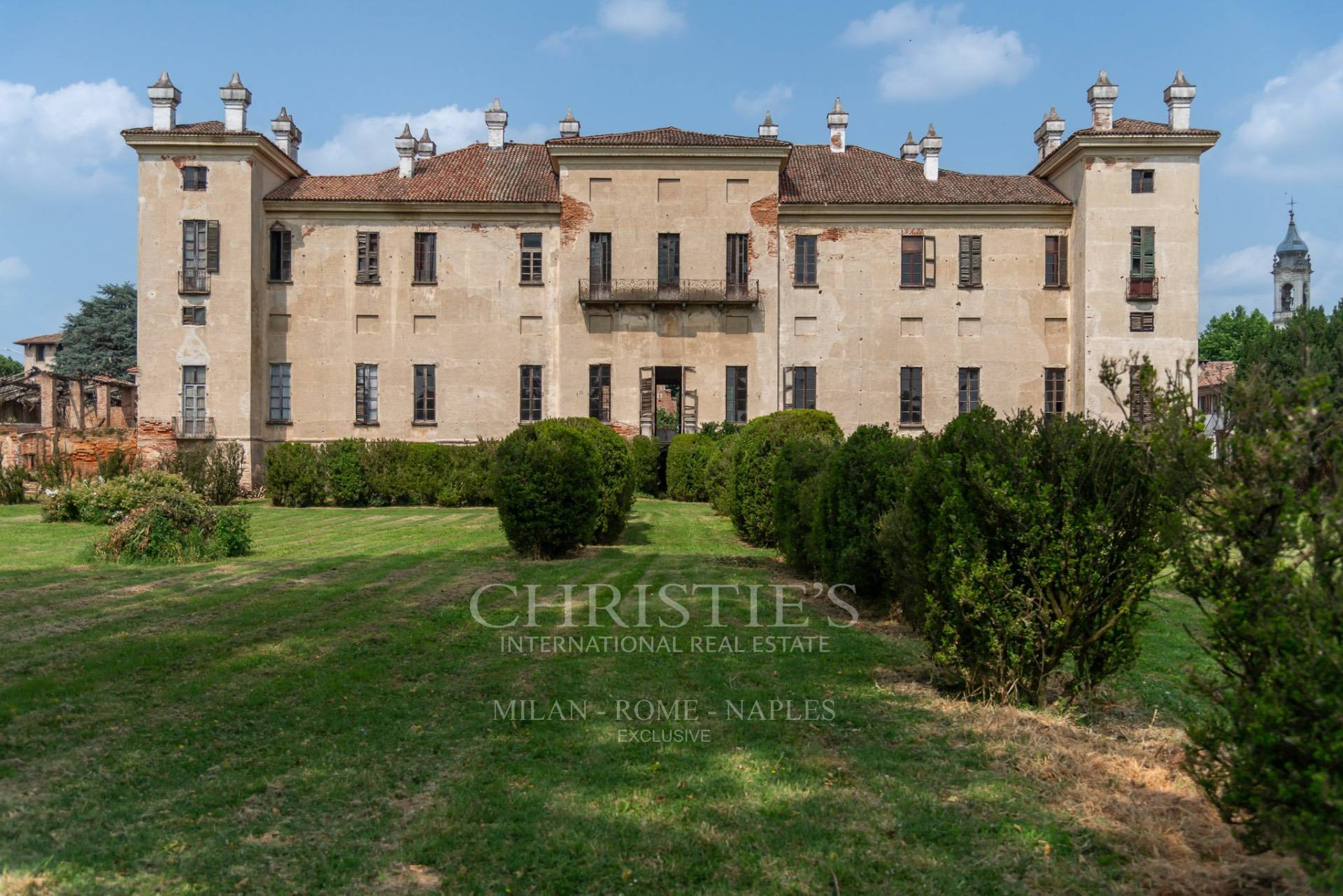 picture of 18th-century Lombard Palazzo – Historic Elegance For Discerning Investors