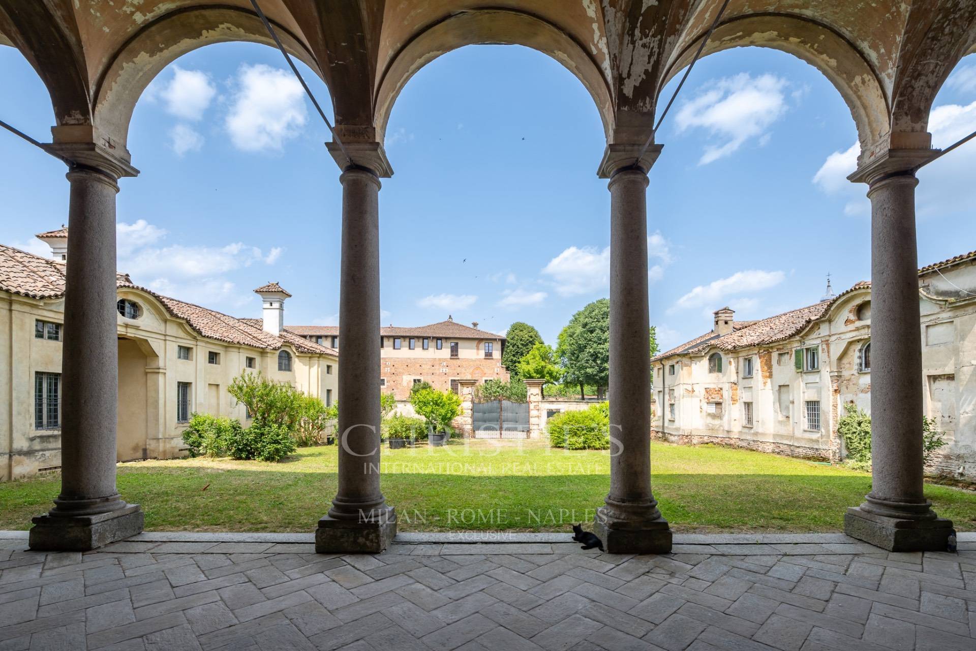 picture of 18th-century Lombard Palazzo – Historic Elegance For Discerning Investors
