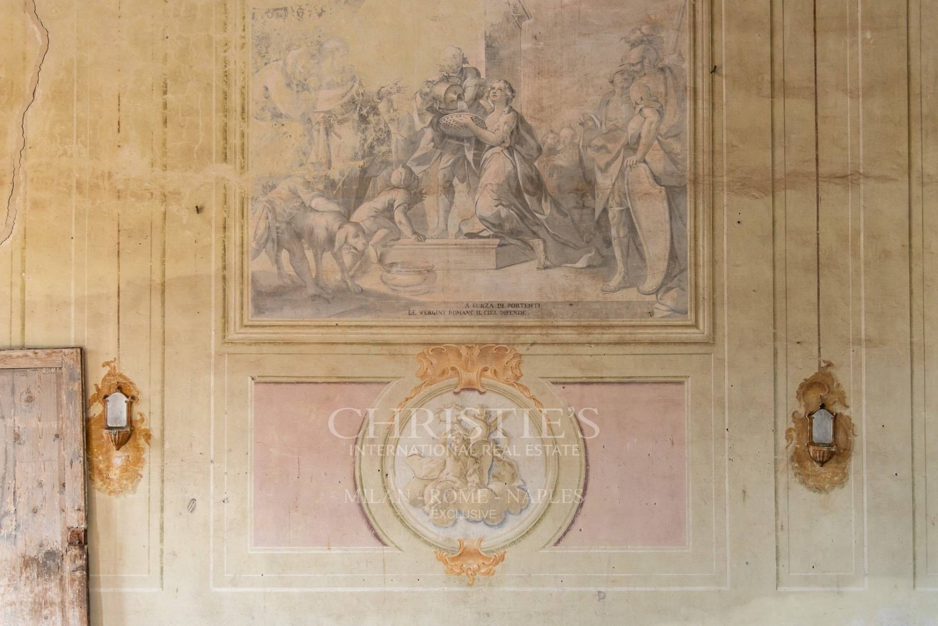 picture of 18th-century Lombard Palazzo – Historic Elegance For Discerning Investors