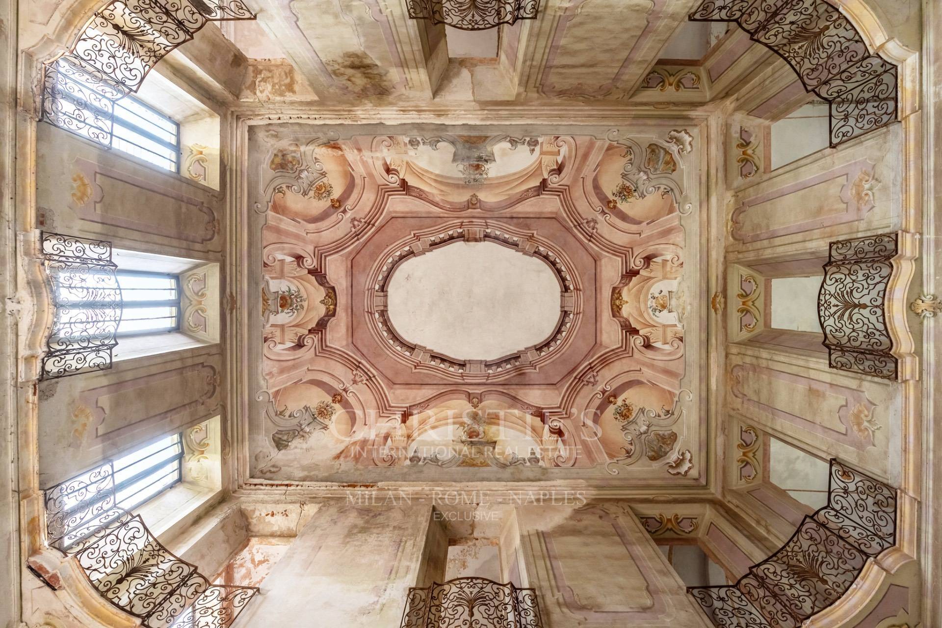 picture of 18th-century Lombard Palazzo – Historic Elegance For Discerning Investors