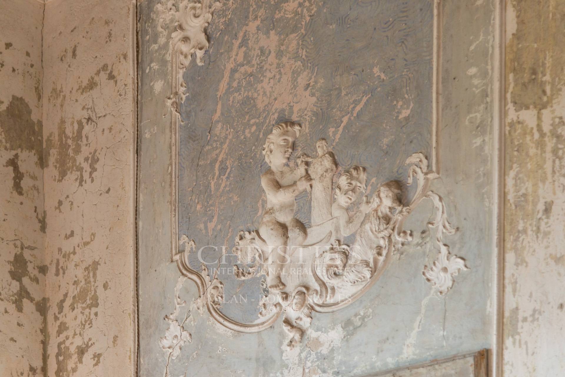 picture of 18th-century Lombard Palazzo – Historic Elegance For Discerning Investors