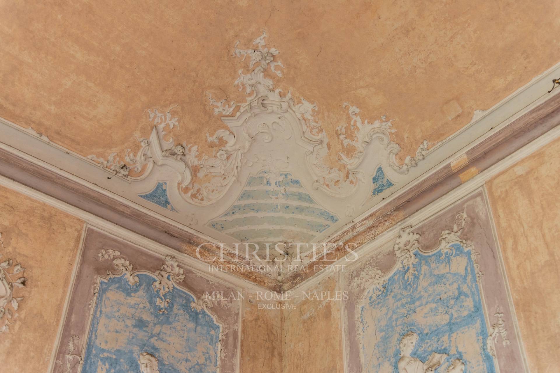 picture of 18th-century Lombard Palazzo – Historic Elegance For Discerning Investors