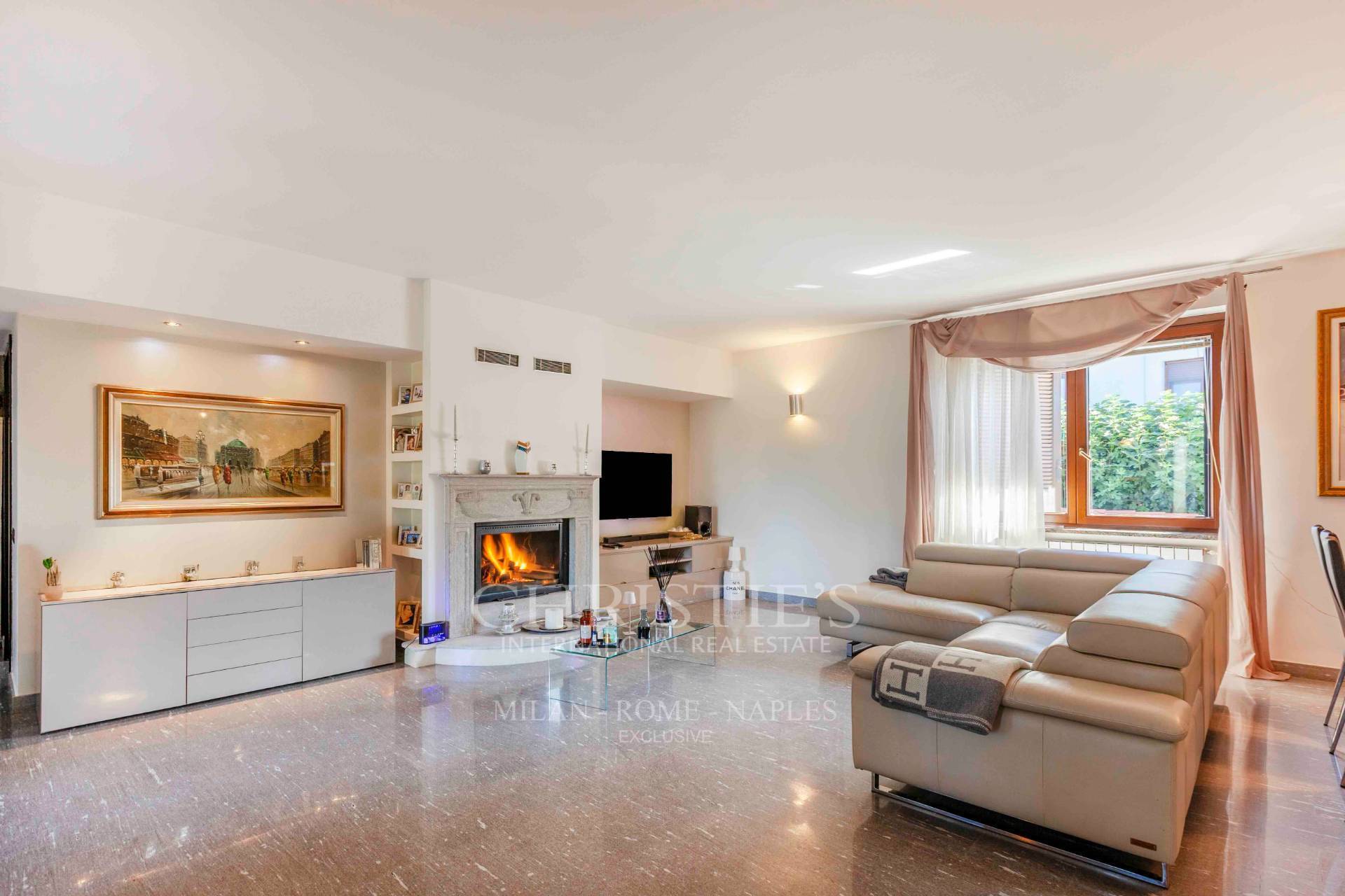 picture of Detached Villa With Spacious Garden