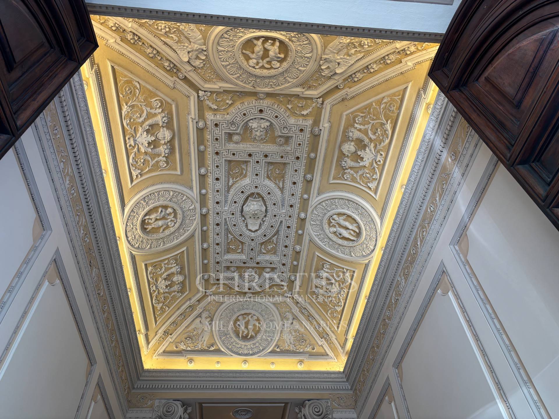 picture of Exclusive Penthouse In The Heart Of Rome
