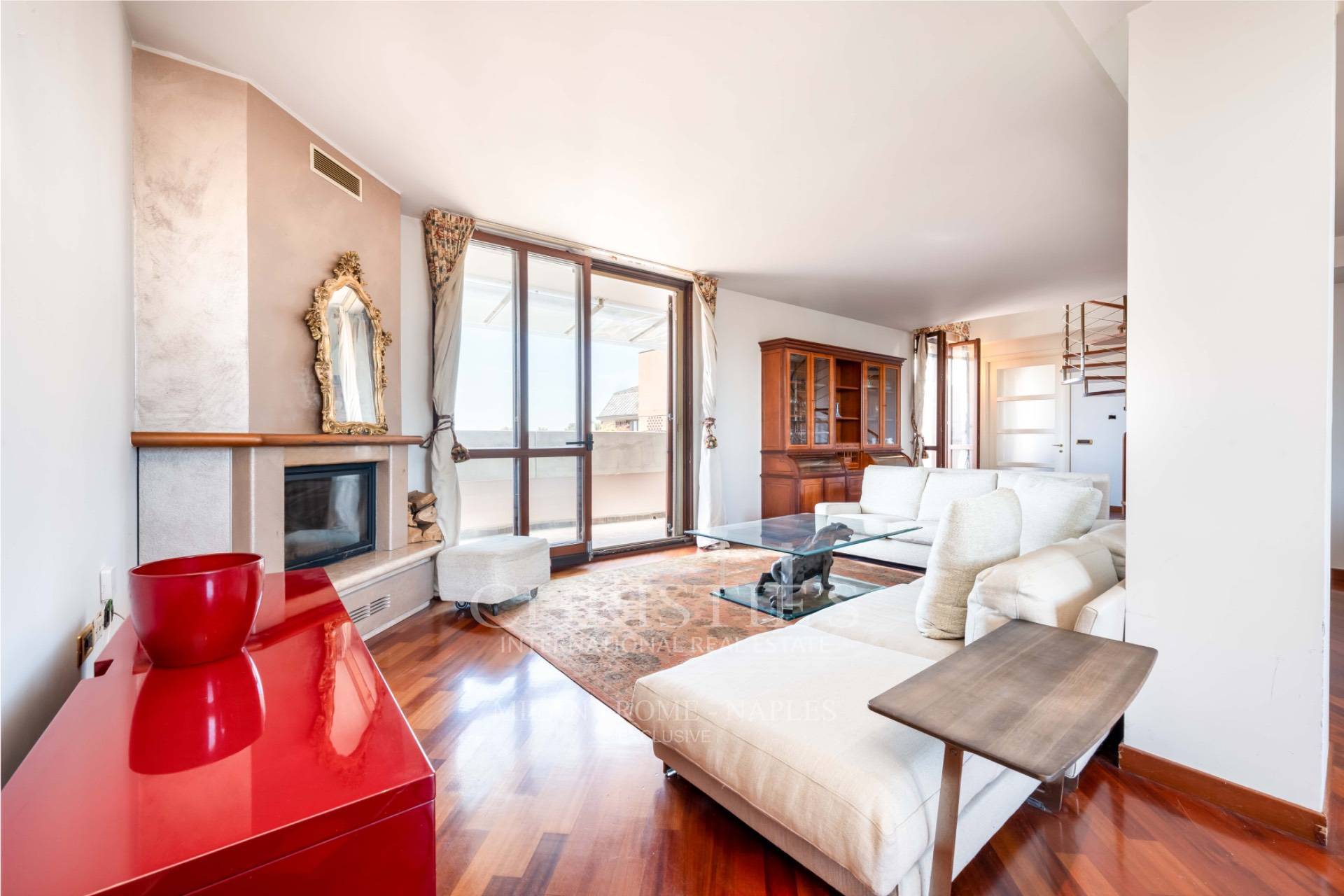 picture of Exclusive Penthouse On Two Levels With Four Entrances And Two Double Garages