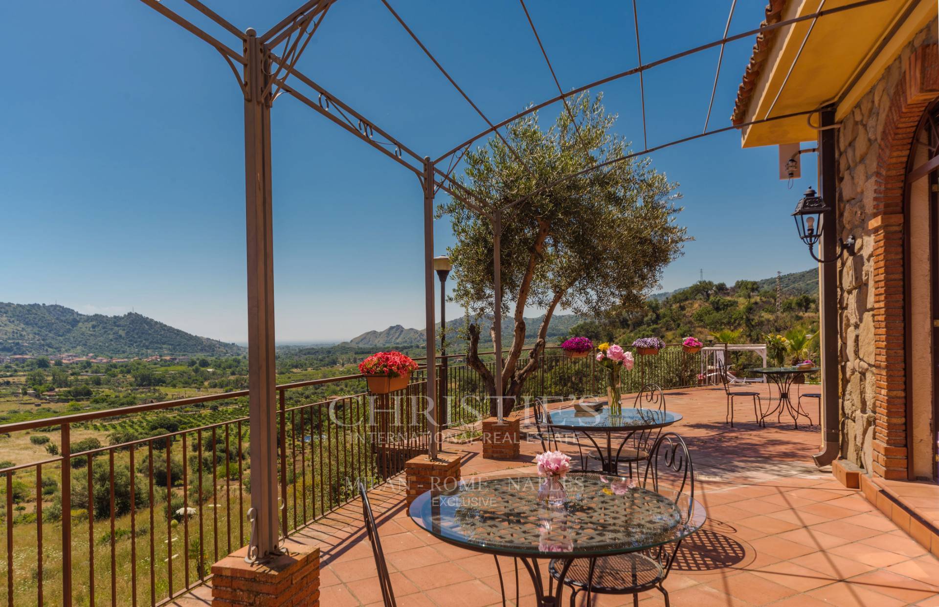 picture of Historic Villa In Valle Dell'alcantara