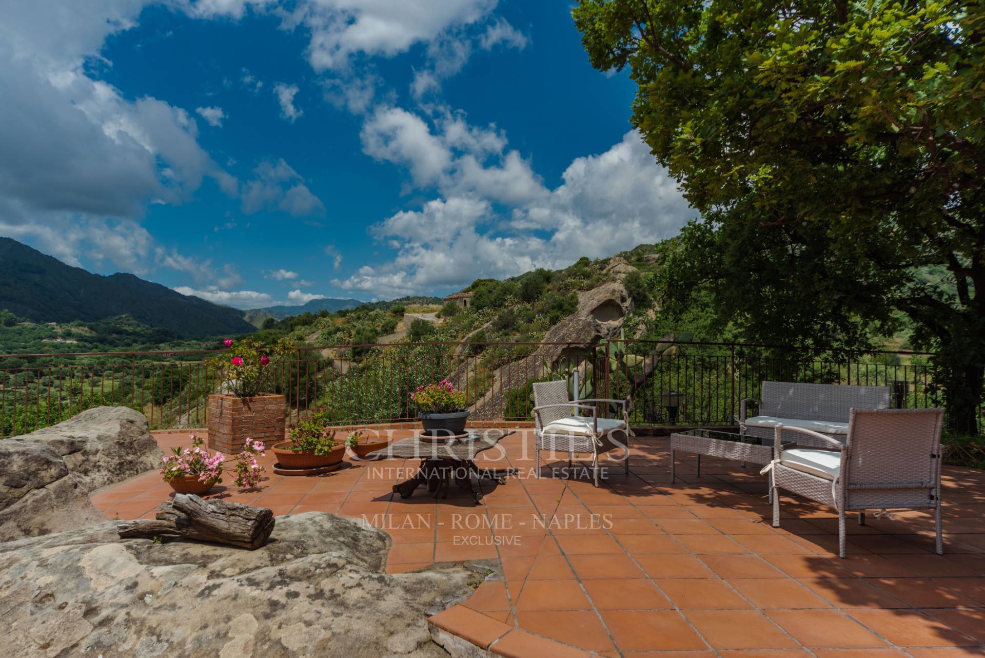 picture of Historic Villa In Valle Dell'alcantara