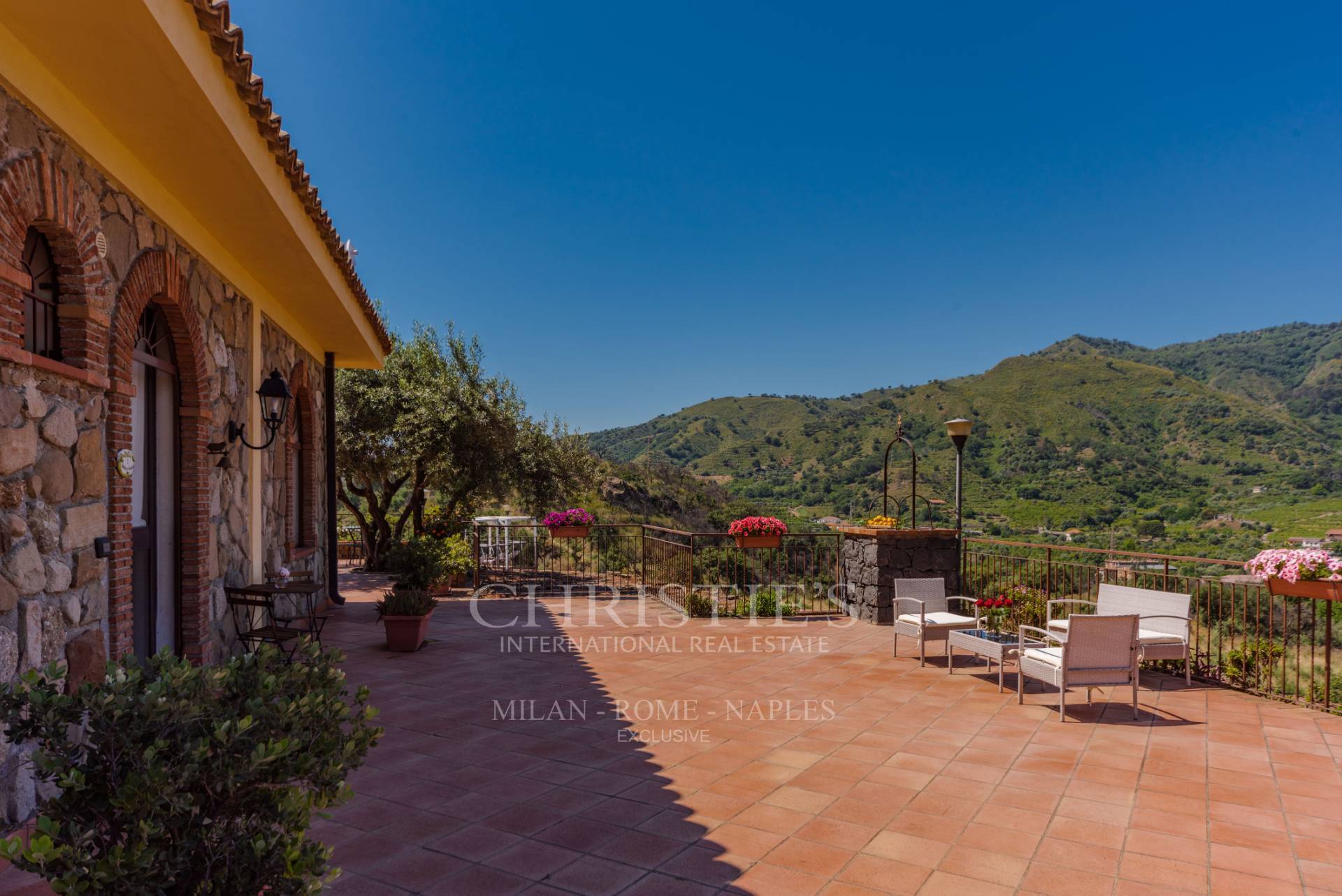 picture of Historic Villa In Valle Dell'alcantara