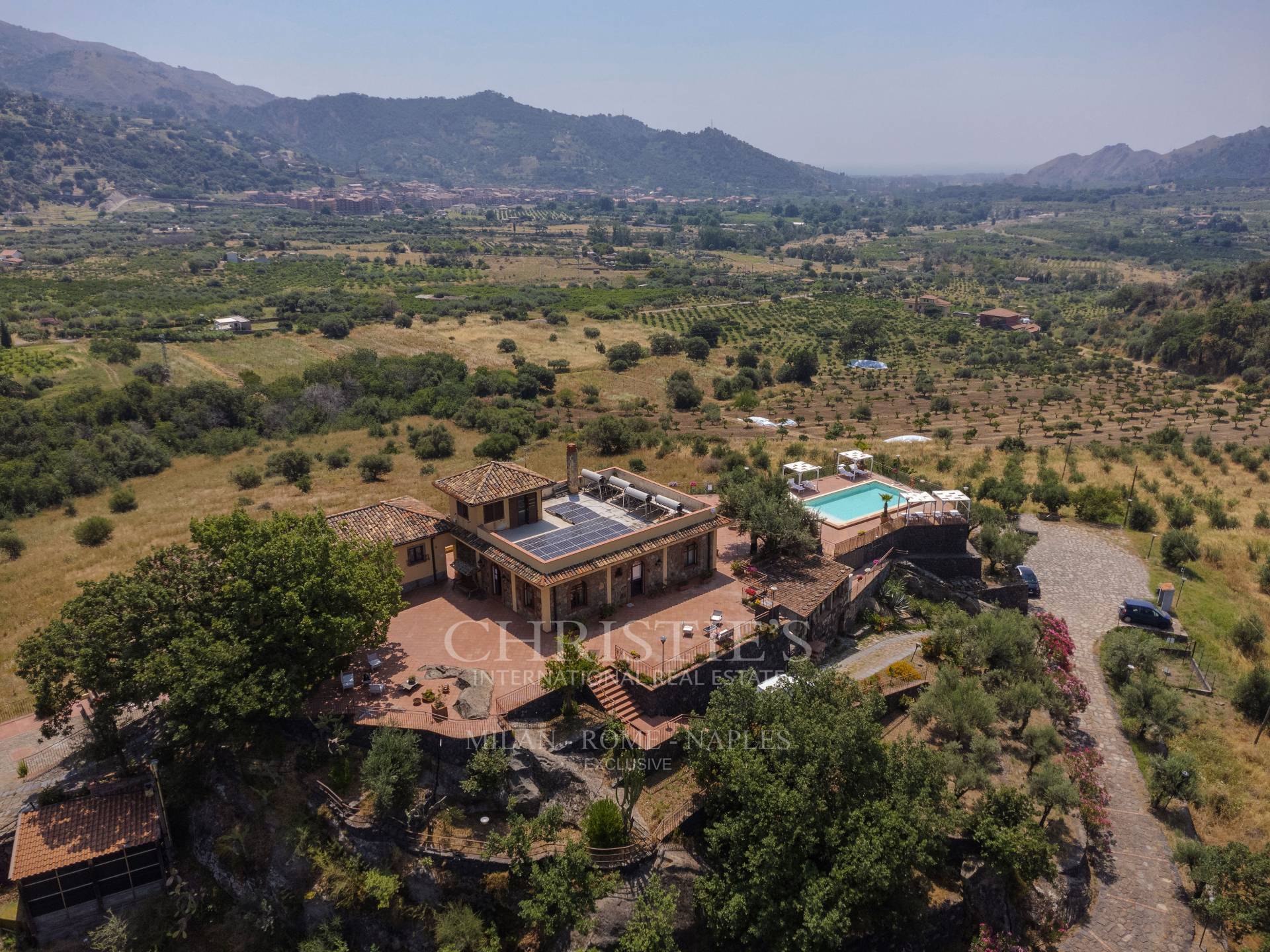 picture of Historic Villa In Valle Dell'alcantara