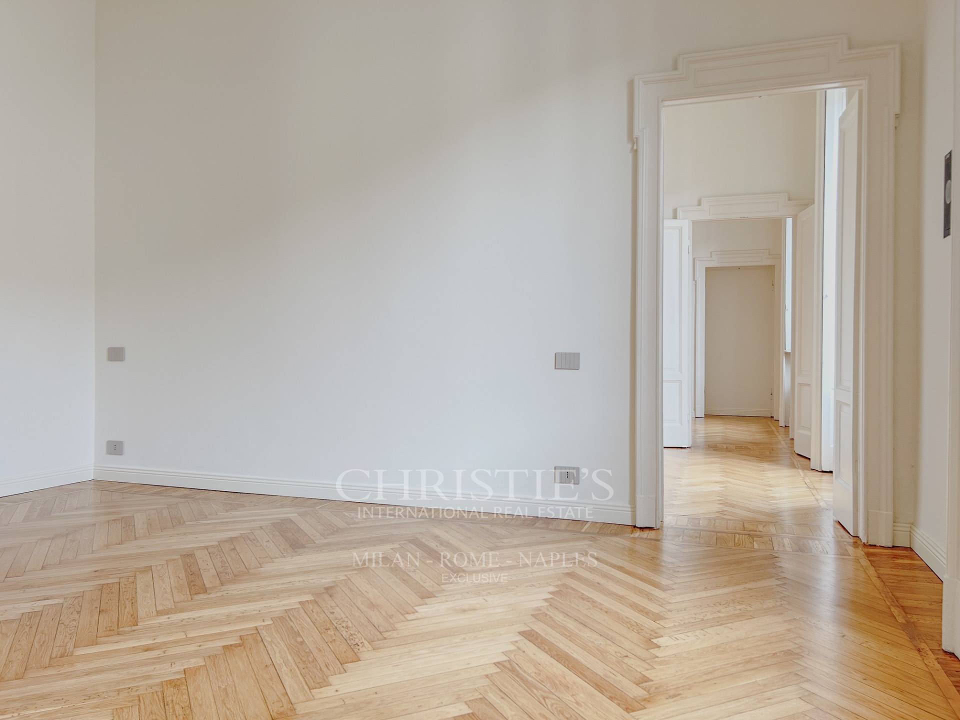 picture of Charming, Fully Renovated Apartment In  Indipendenza Area