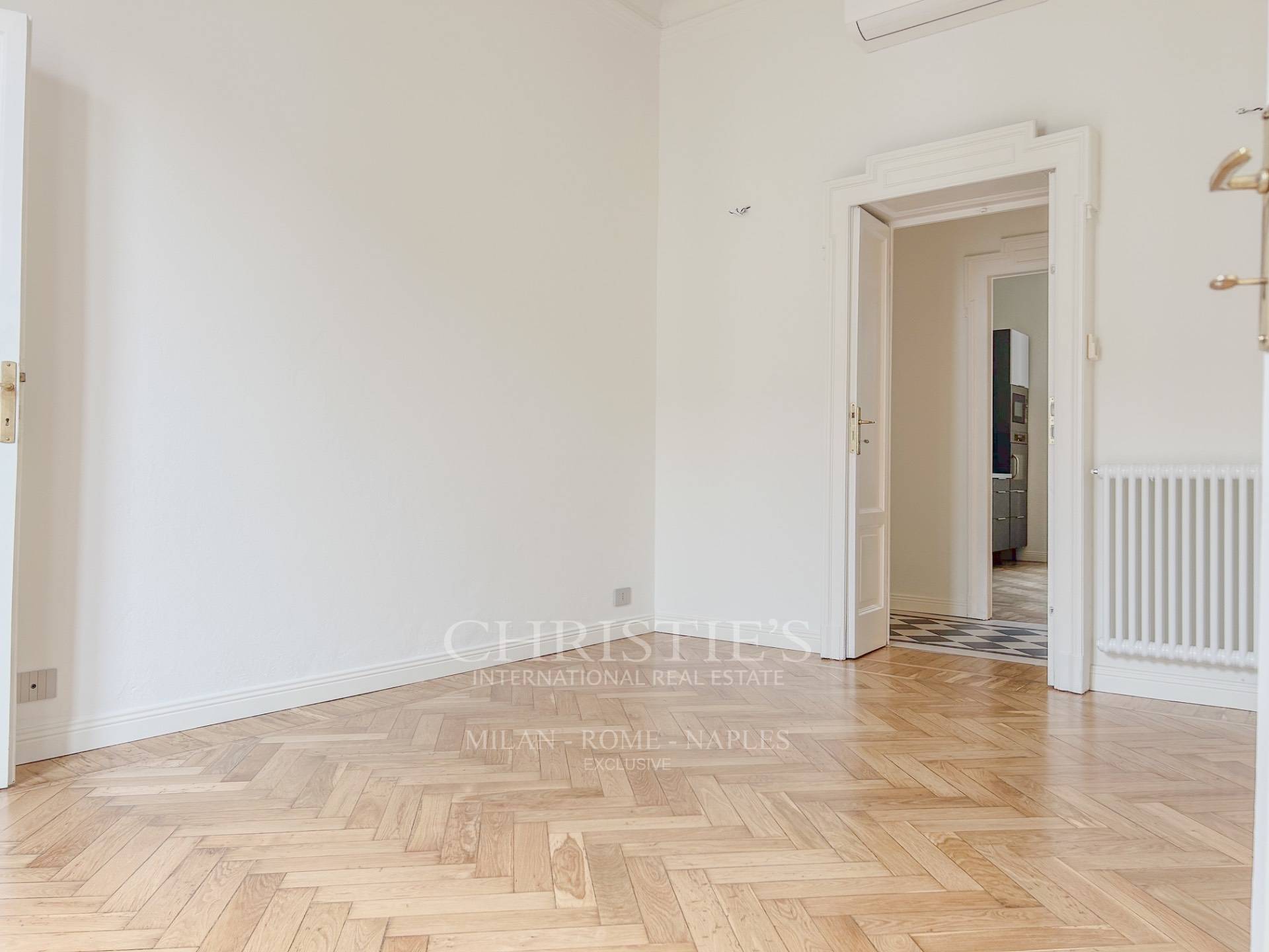 picture of Charming, Fully Renovated Apartment In  Indipendenza Area
