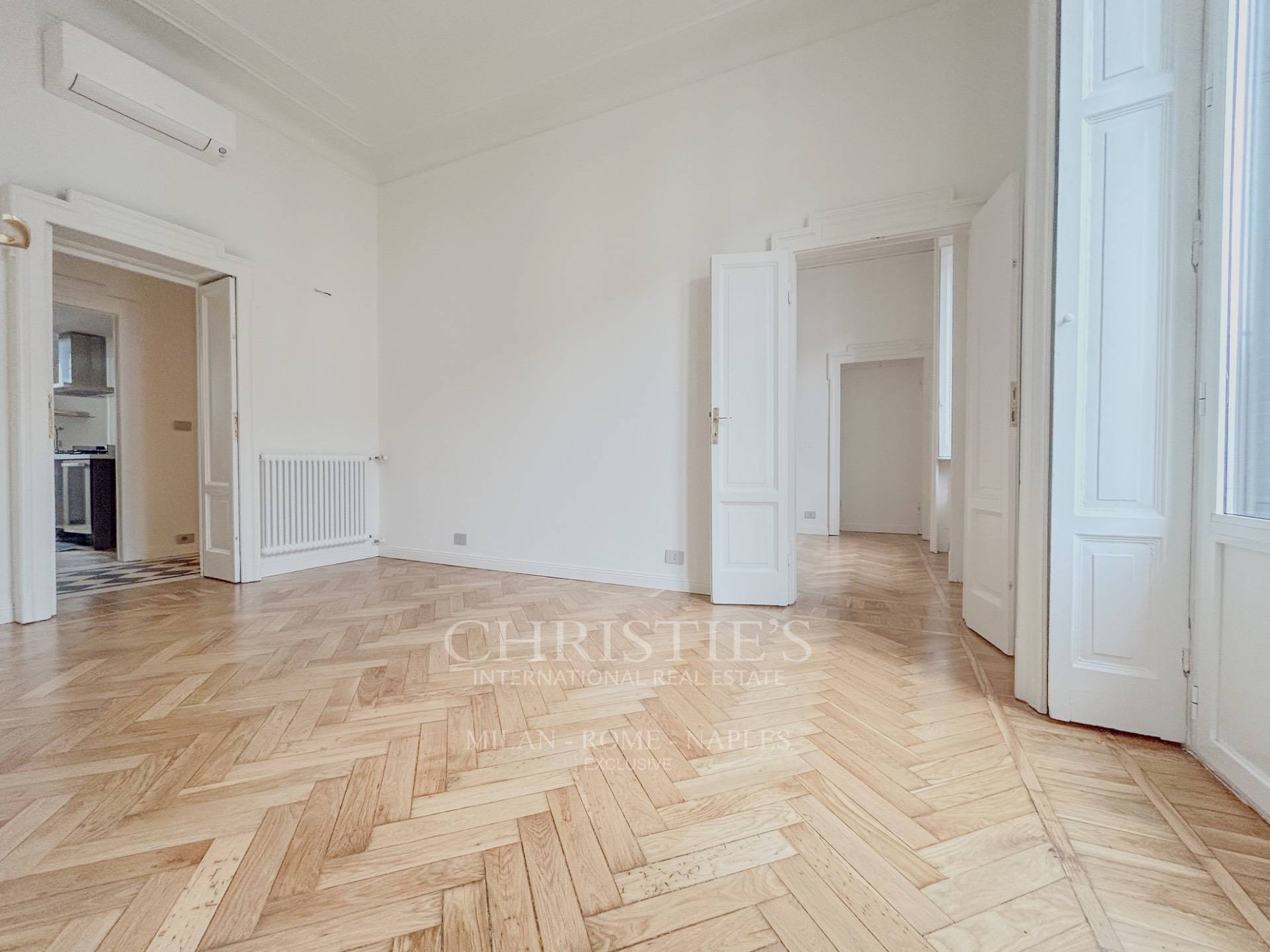 picture of Charming, Fully Renovated Apartment In  Indipendenza Area