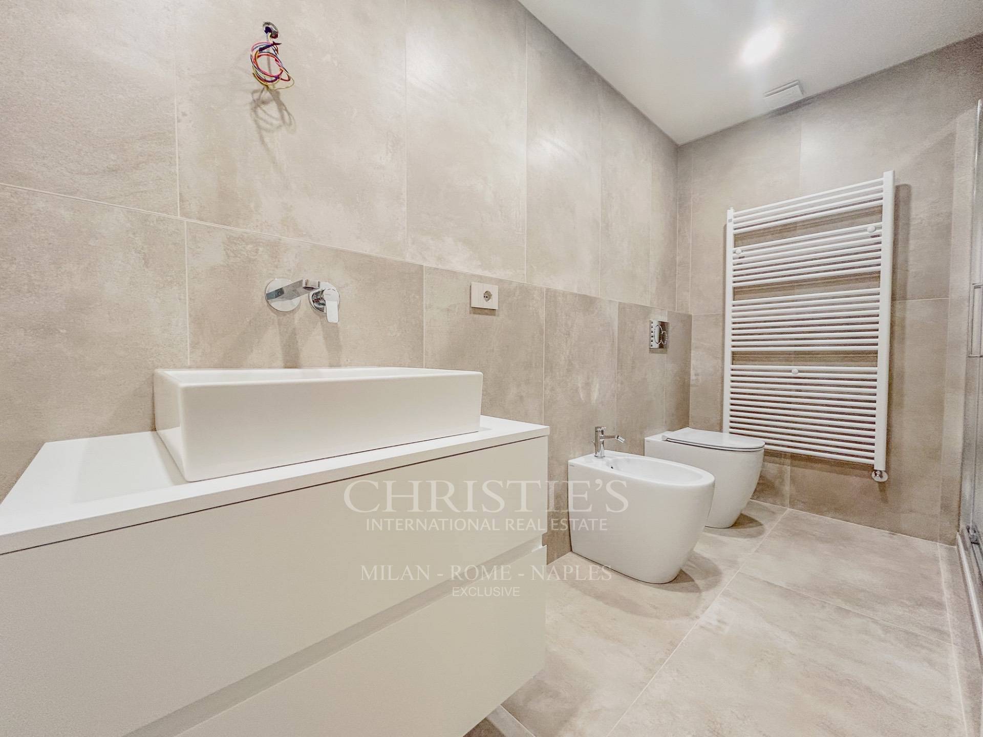 picture of Charming, Fully Renovated Apartment In  Indipendenza Area