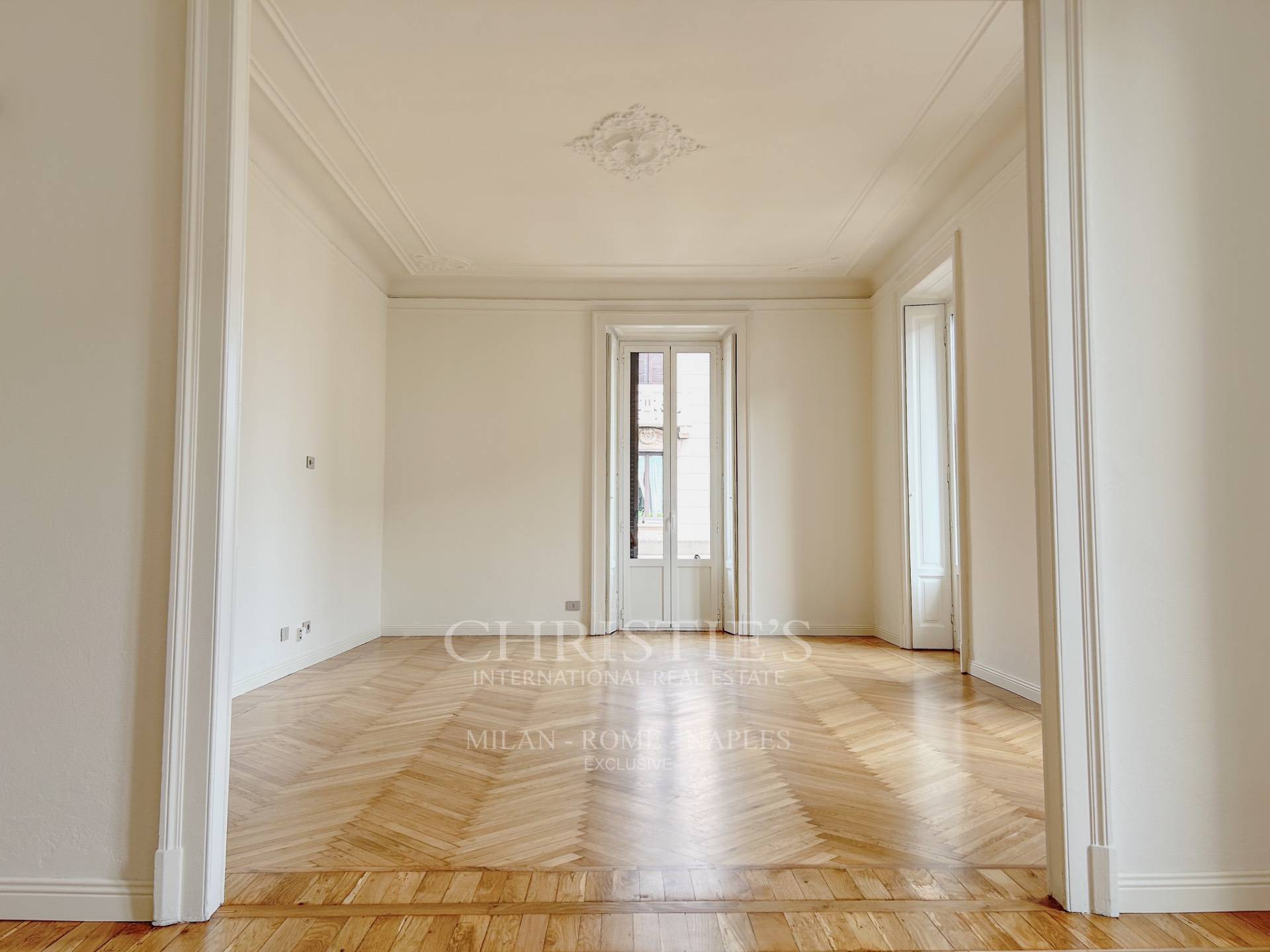 picture of Charming, Fully Renovated Apartment In  Indipendenza Area
