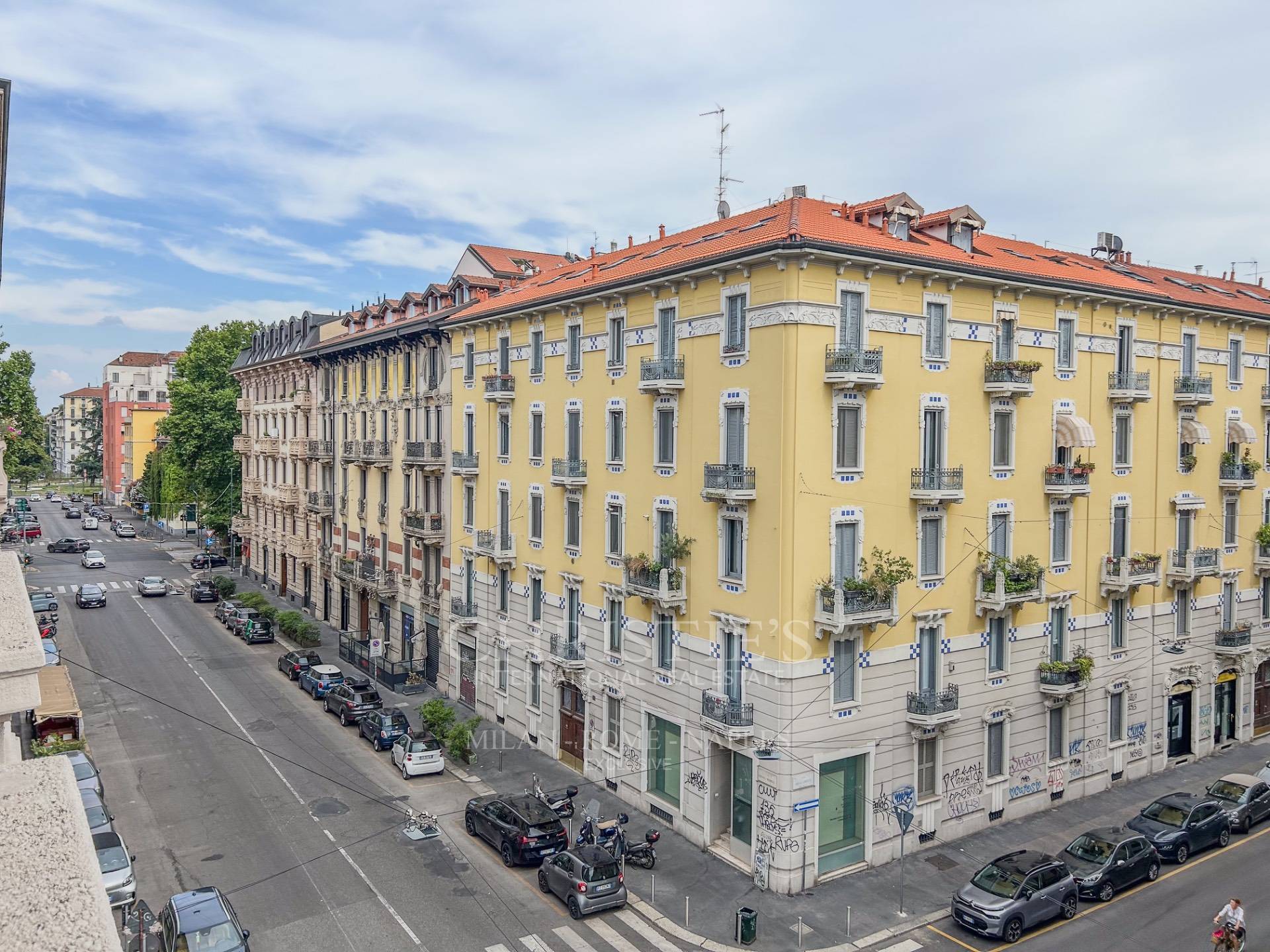picture of Charming, Fully Renovated Apartment In  Indipendenza Area