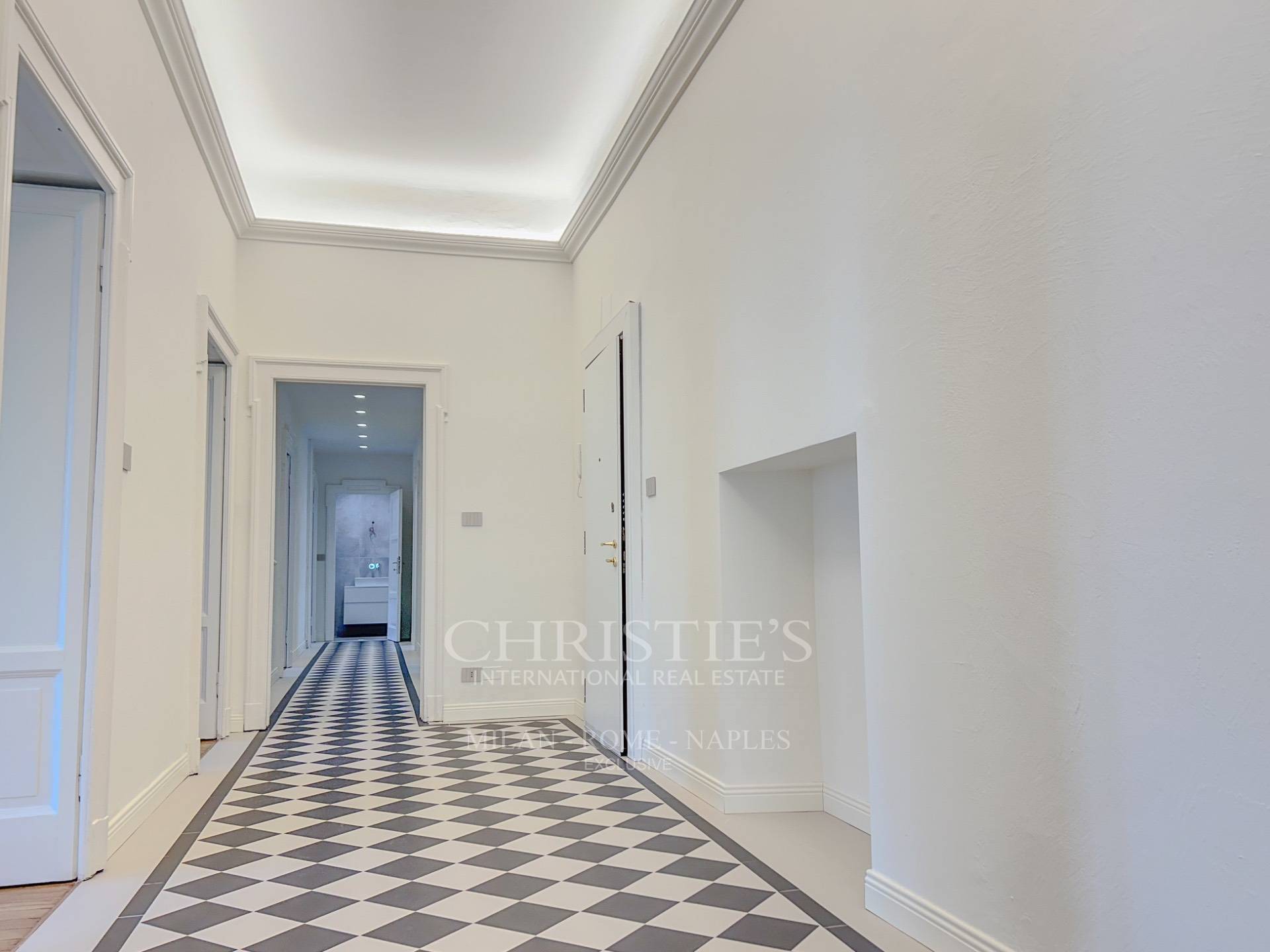 picture of Charming, Fully Renovated Apartment In  Indipendenza Area